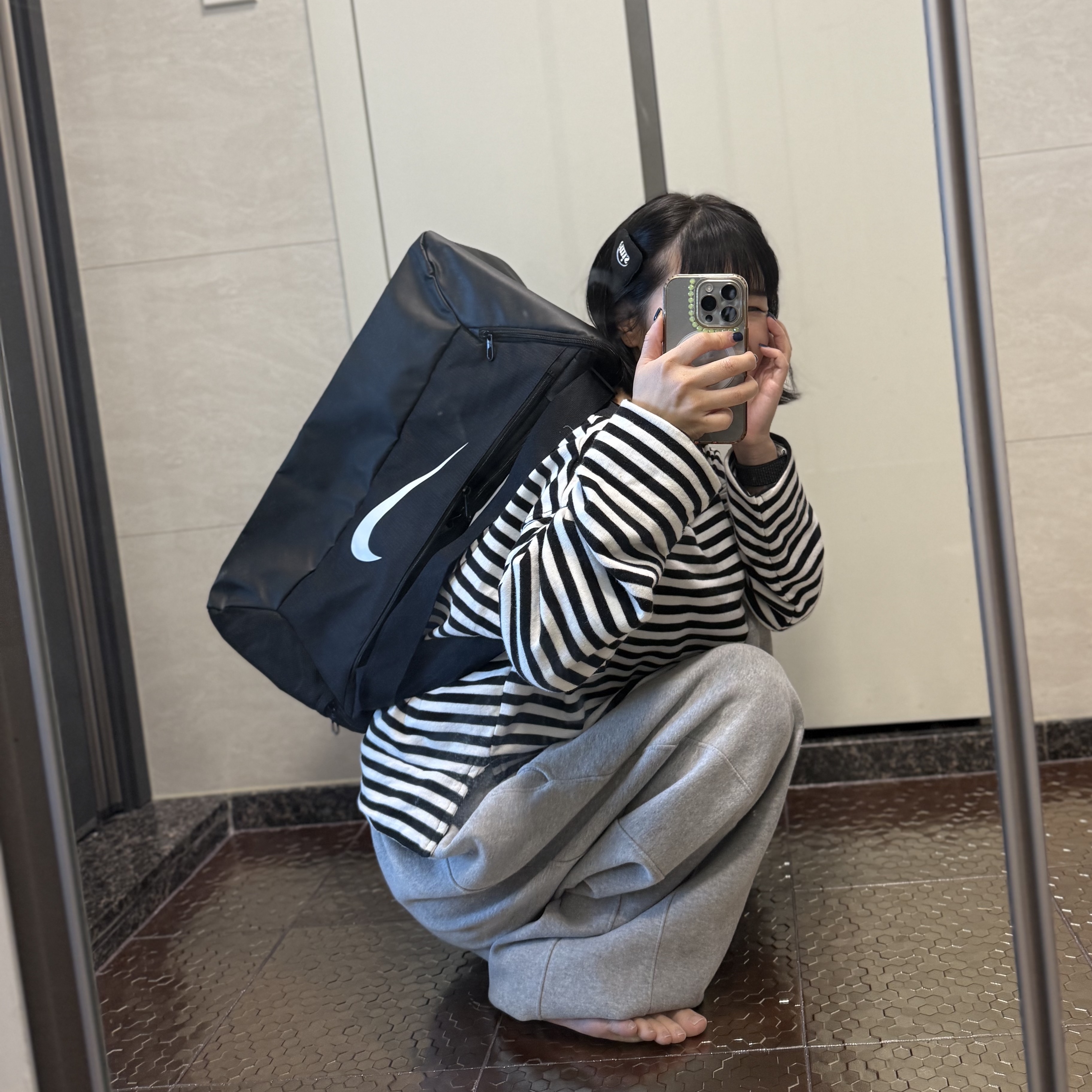 Nike Brasilia 9.5 Training Duffle Bag Small 41L Black 착용 스타일