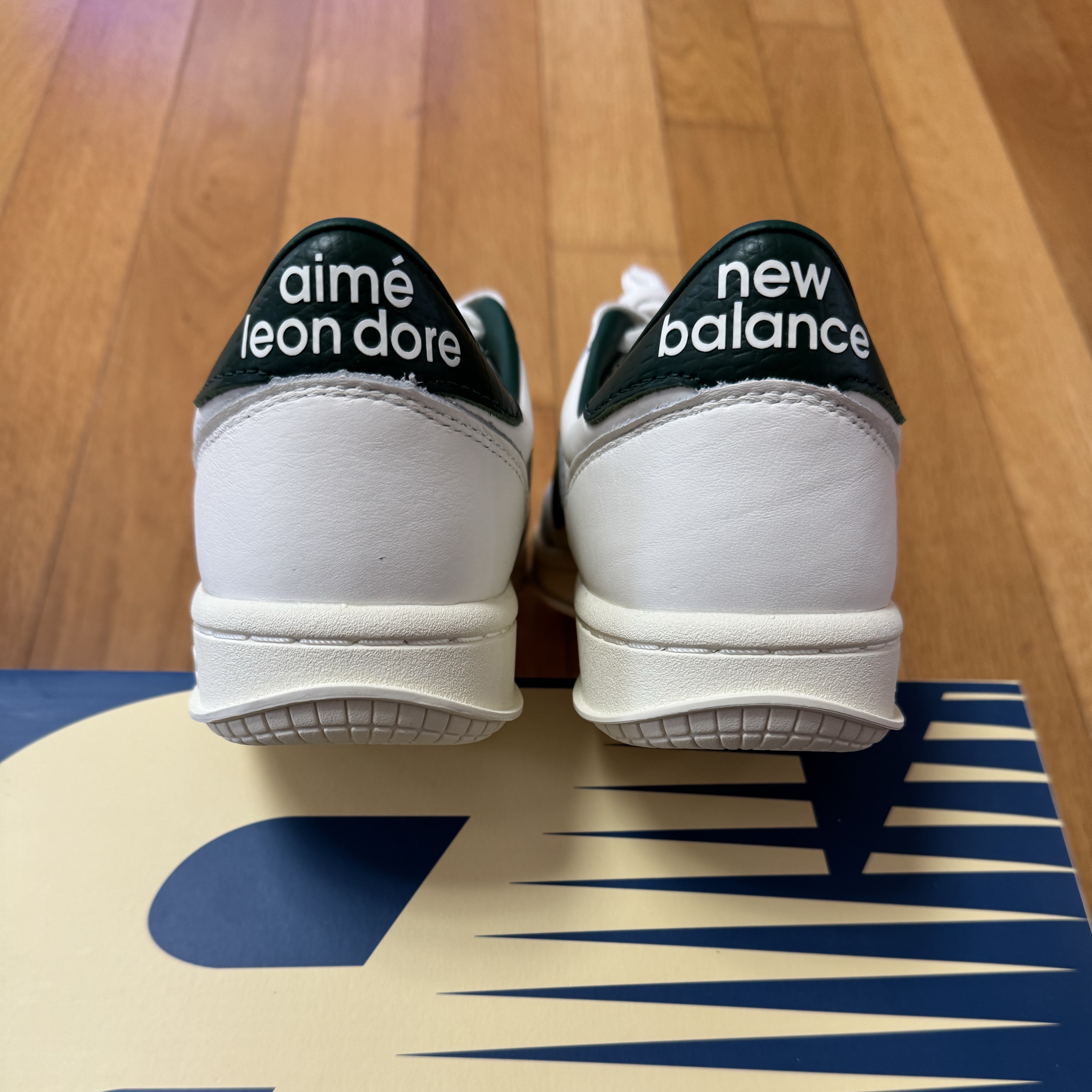 New Balance x Aime Leon Dore T500 Navy 착용 스타일