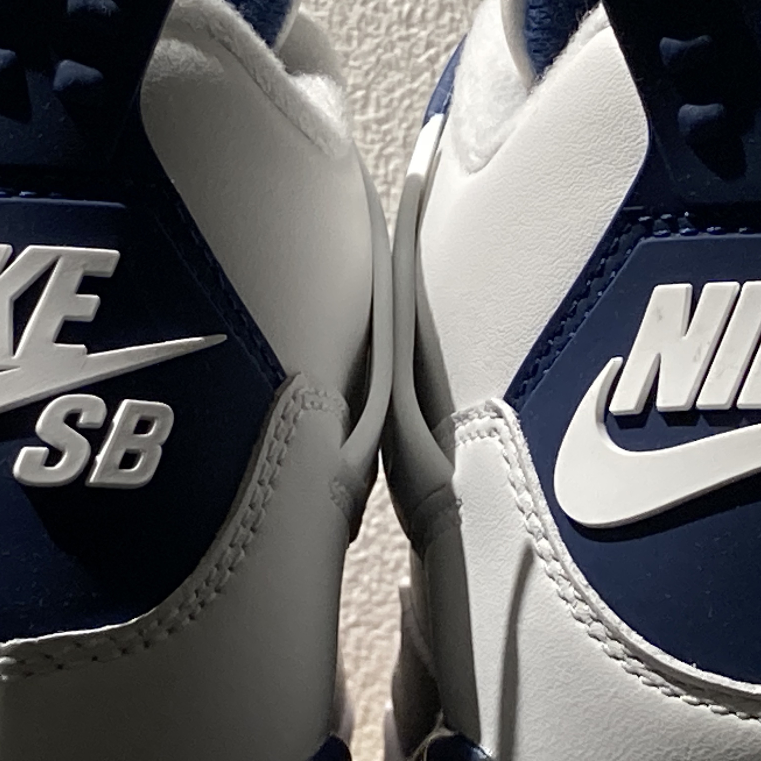 Jordan 4 x Nike SB Retro SP Navy 착용 스타일 - 1