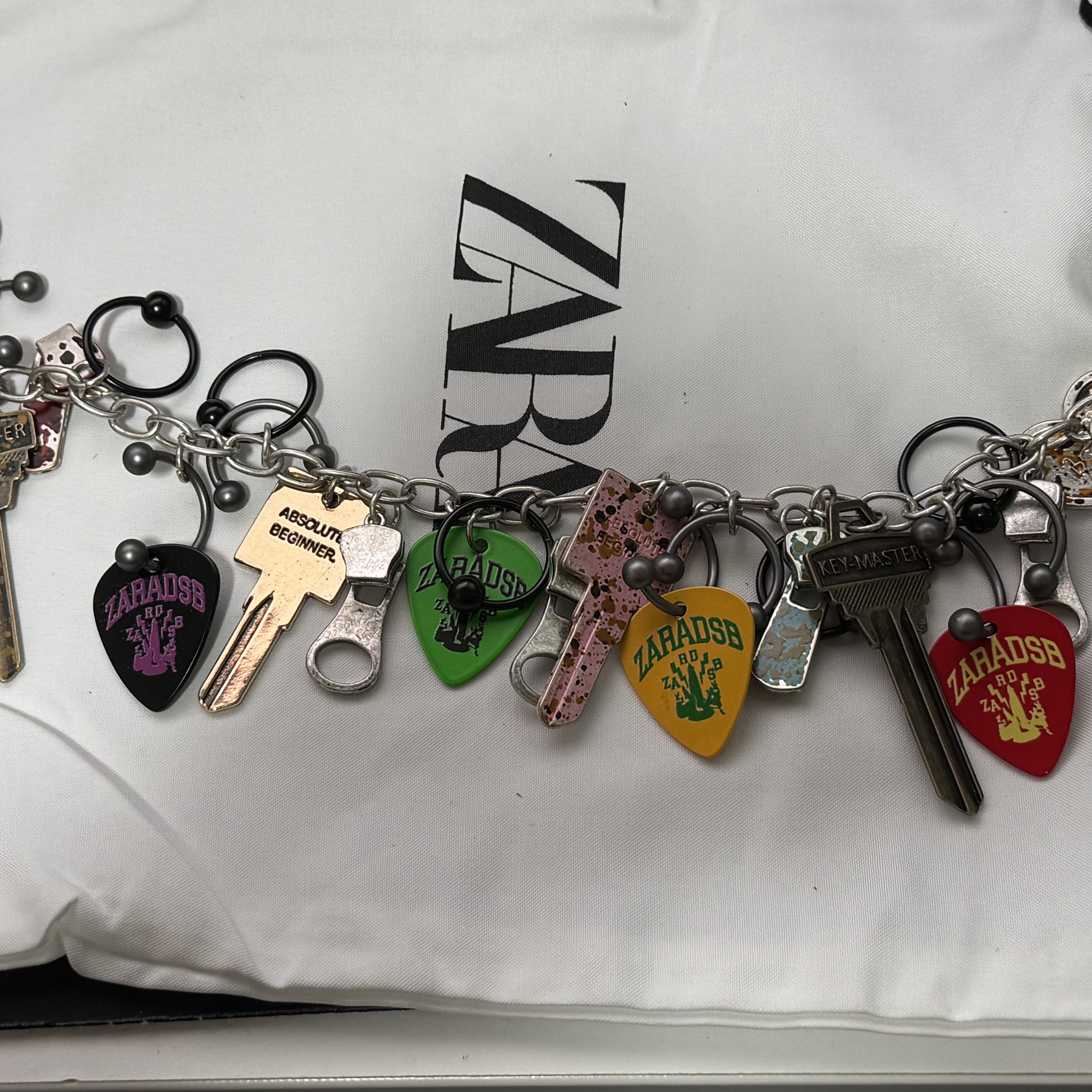 Zara x Andersson Bell Charm Key Pants Chain Multicolor 착용 스타일