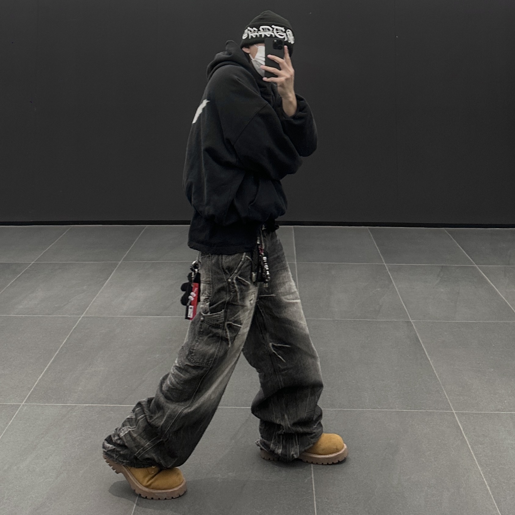 Kinchi x My Name Is Peter Boots - 888 (a) Yellow, Supreme New Era Blackletter Beanie Black - 25SS 착용 스타일