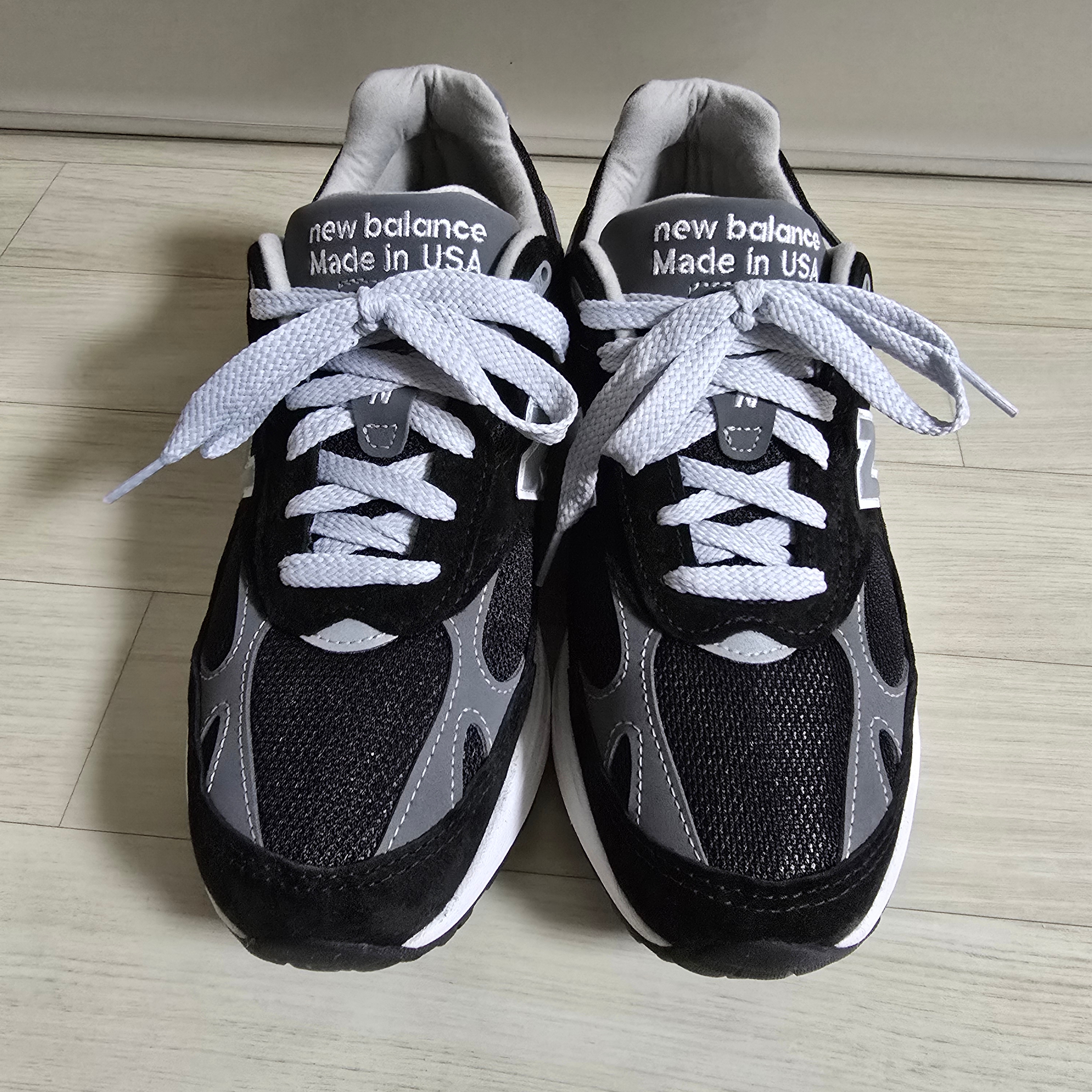 New Balance 993 Made in USA Black - D Standard 착용 스타일 - 1