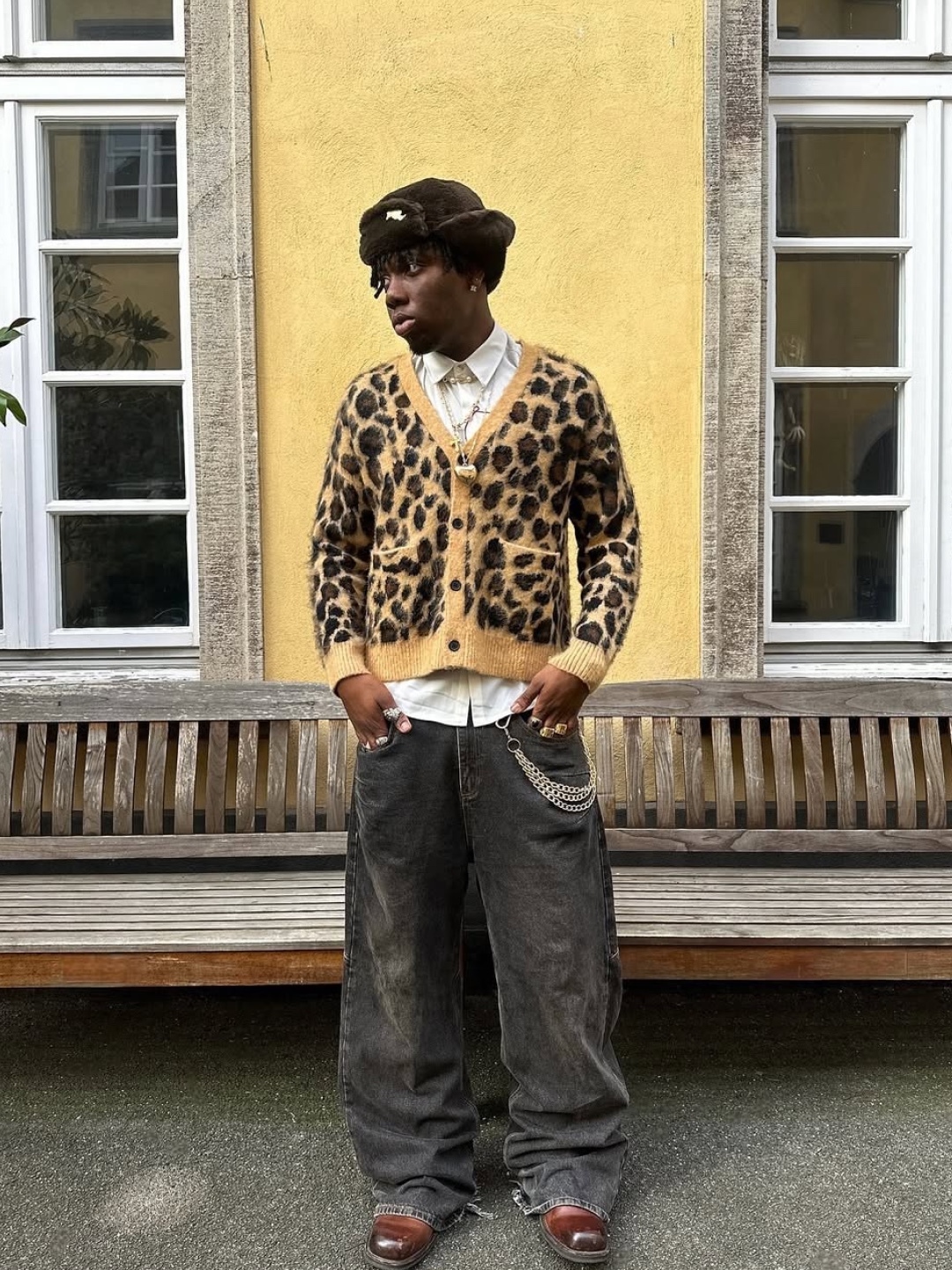 Suade Leopard Cardigan Yellow, Saint Mxxxxxx Mohair Cardigan Leopard - 24AW 착용 스타일 - 2