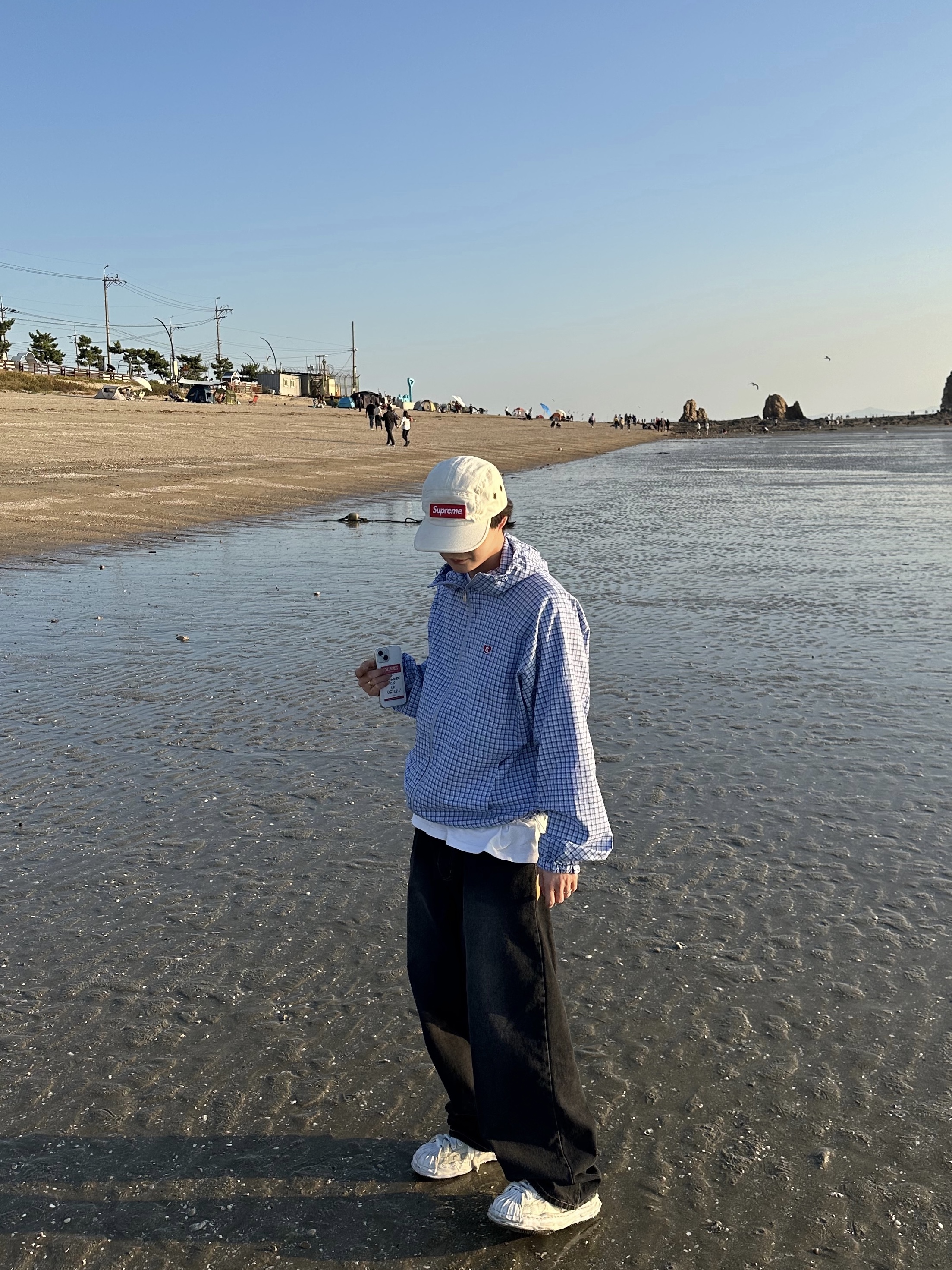 Supreme Washed Chino Twill Camp Cap Natural - 24SS, Maison Mihara Yasuhiro Blakey OG Sole Canvas Low-top Sneakers White 착용 스타일