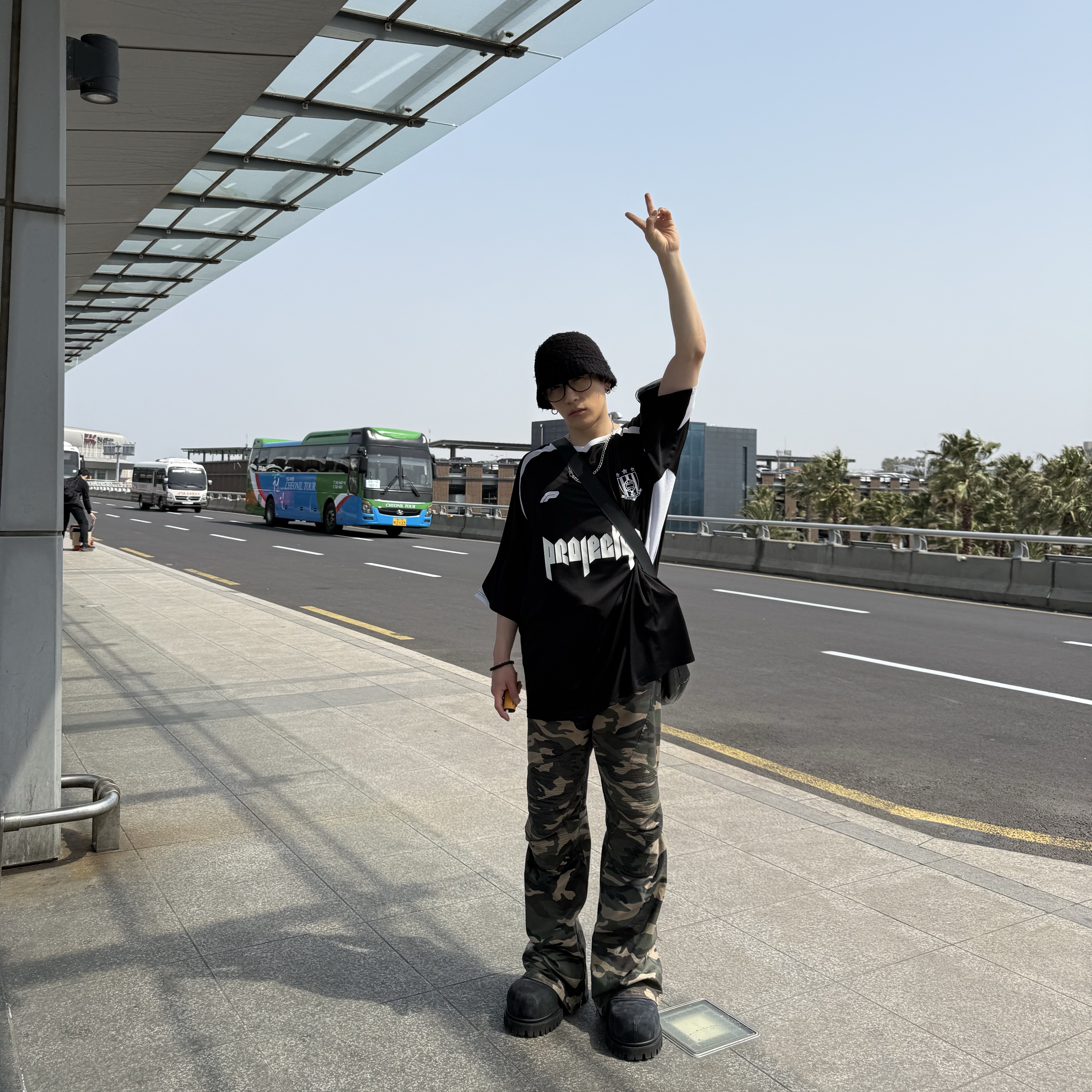 Balenciaga Stomper Bootie Black, Project G/R Coated Biker Armoured Flare Pants Camo 착용 스타일 - 3
