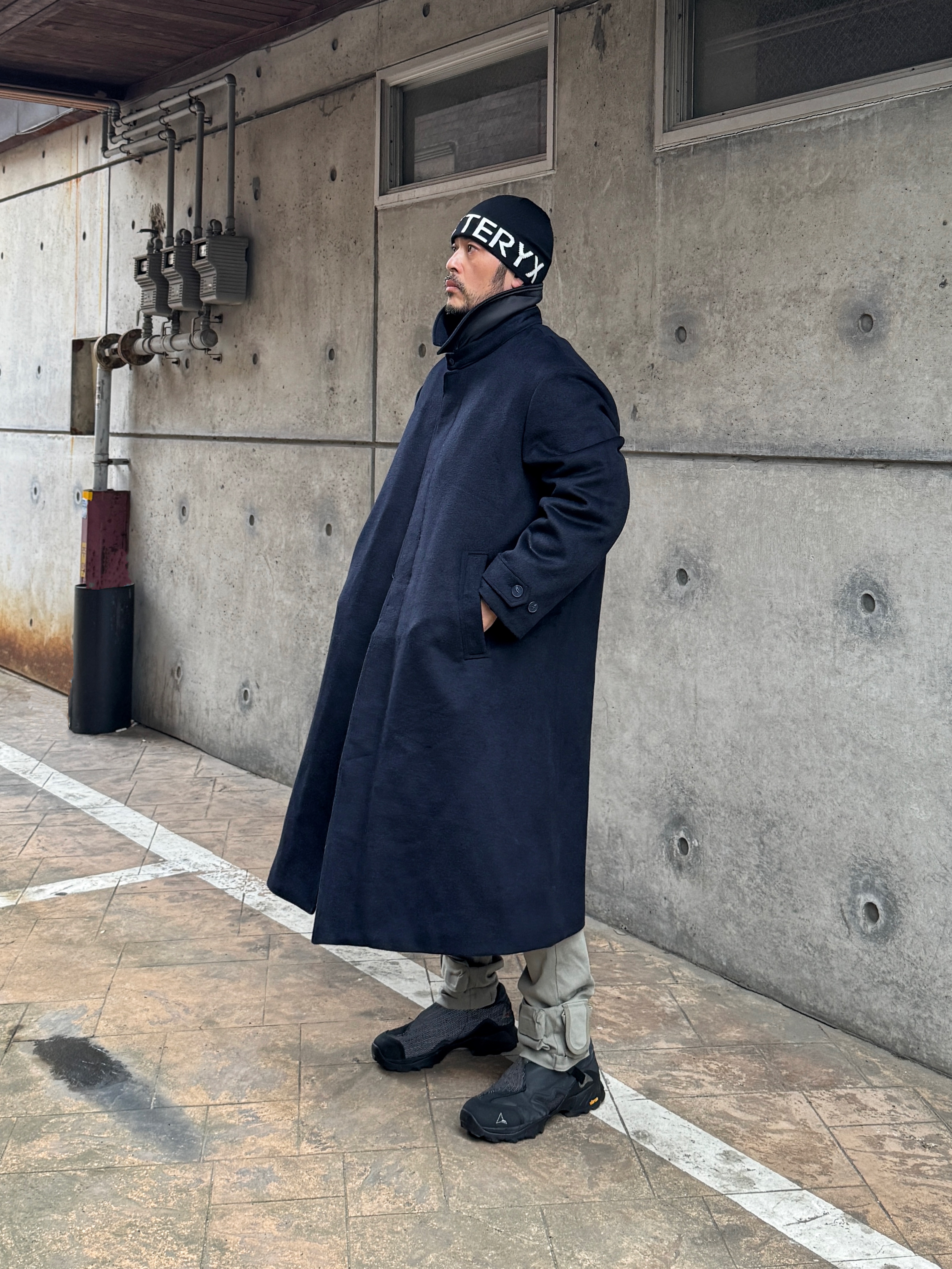 Roa Hiking Minaar Black, Grailz Flight Pocket Pants Tan 착용 스타일 - 5