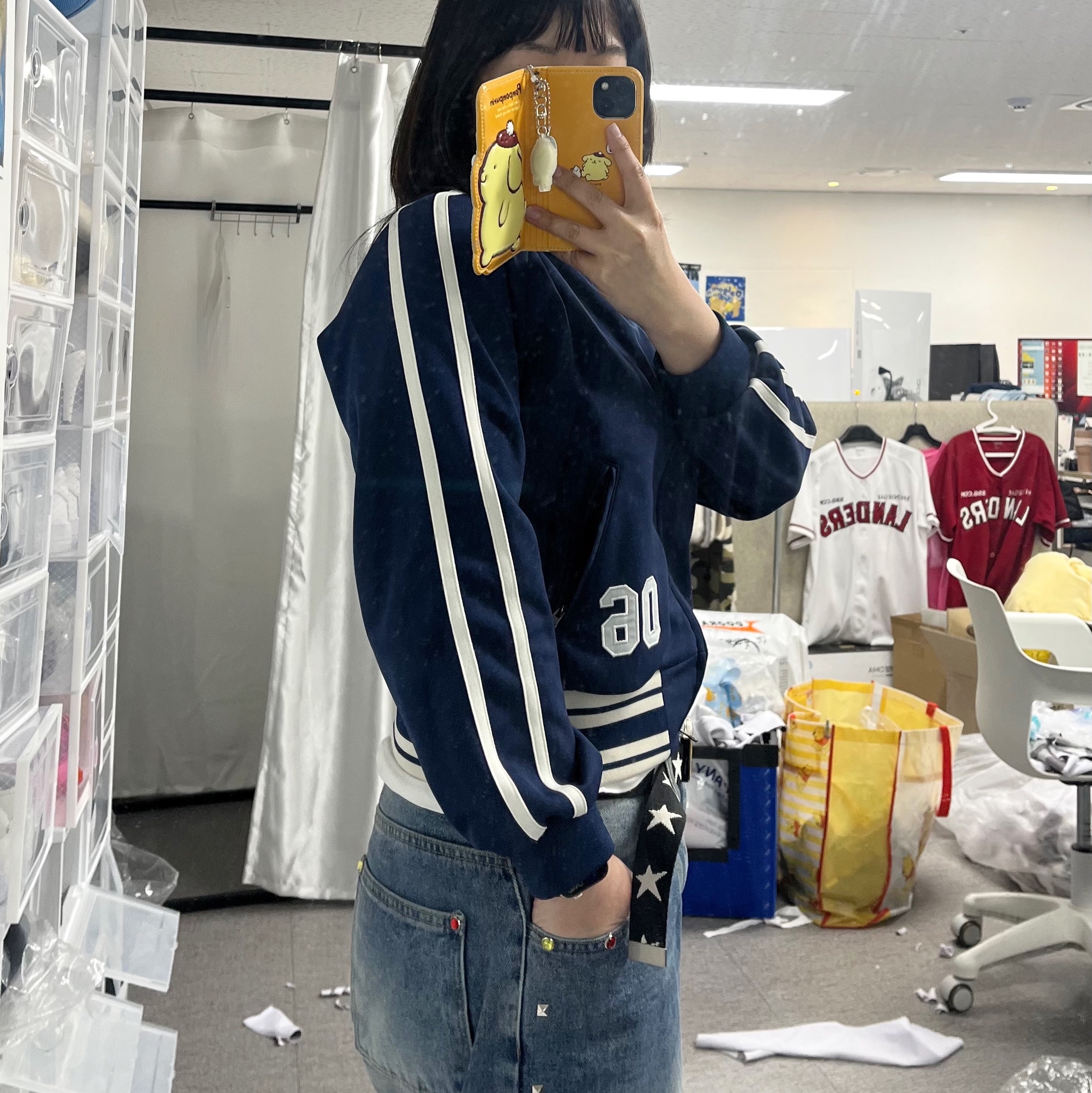 NYXX 06 Track Top Navy, SSG Landers Dynafit 2024 Authentic Away Uniform Red (Non Marking Ver.) 착용 스타일 - 1