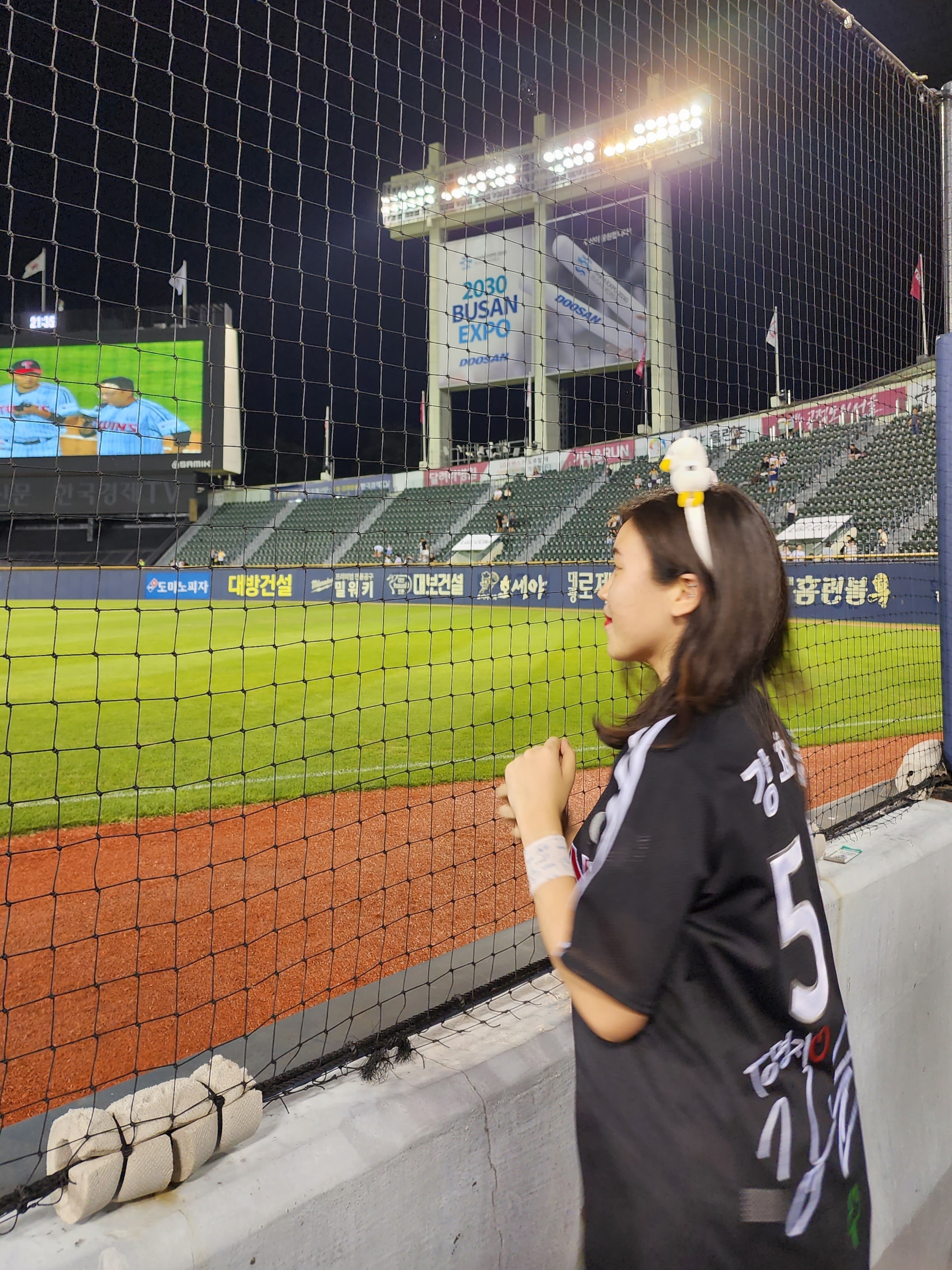 PRO-SPECS x LG TWINS 2025 Authentic Away Uniform 착용 스타일 - 2