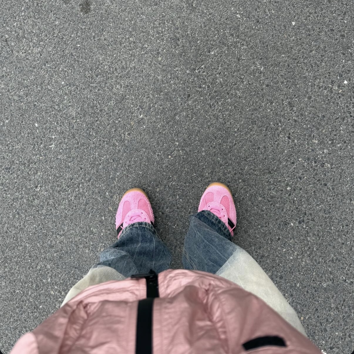 (W) Adidas Gazelle Indoor Bliss Pink 착용 스타일