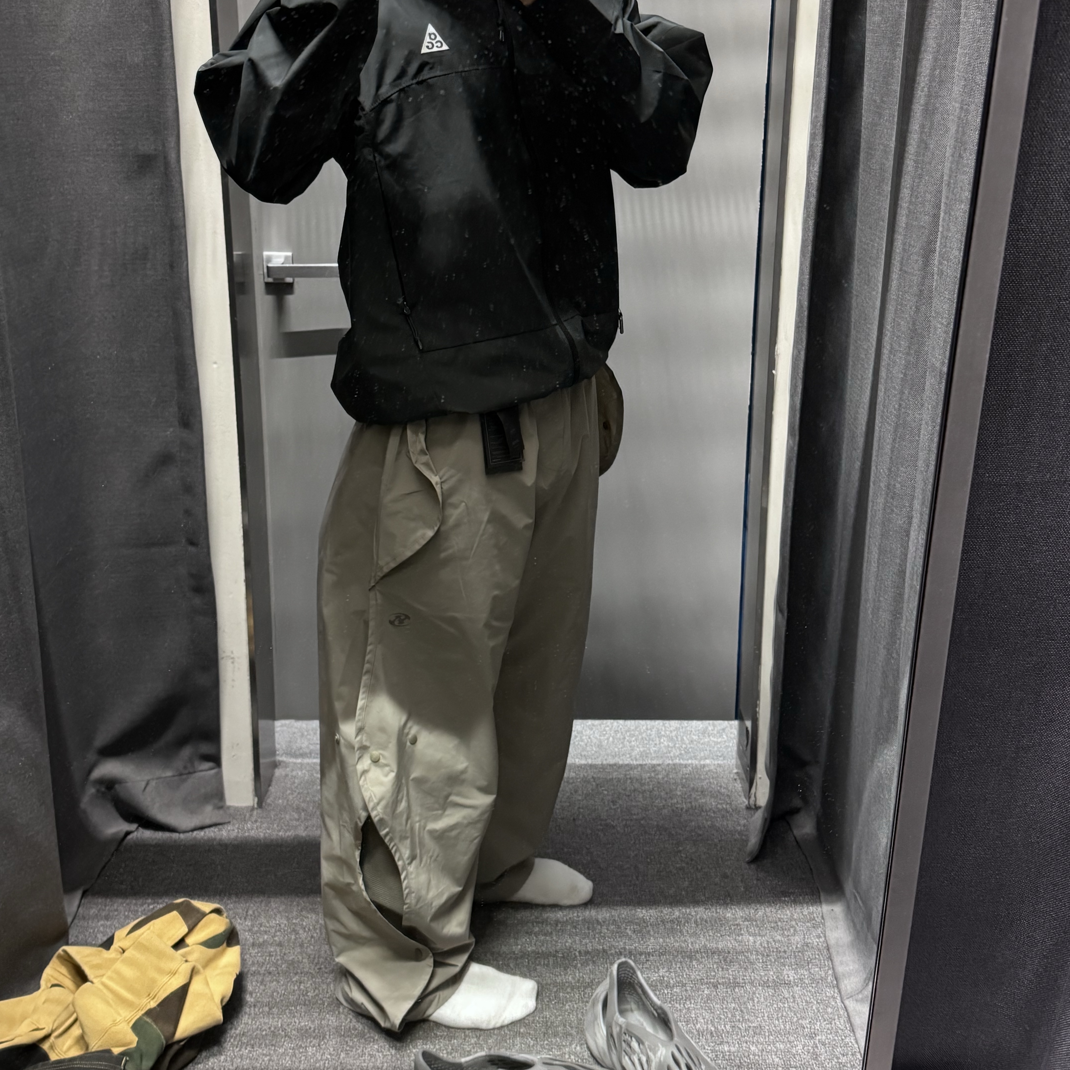 Nike ACG Storm-Fit ADV Cascade Rains Full Zip Jacket Black - Asia, Sansan Gear Wave Pants Green Grey_25SS 착용 스타일 - 2