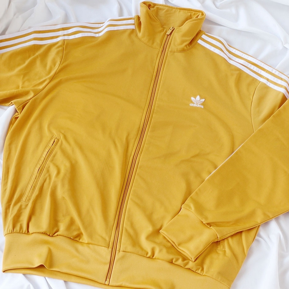 Adidas Adicolor Classic Firebird Track Top Preloved Yellow - KR Sizing 착용 스타일 - 1