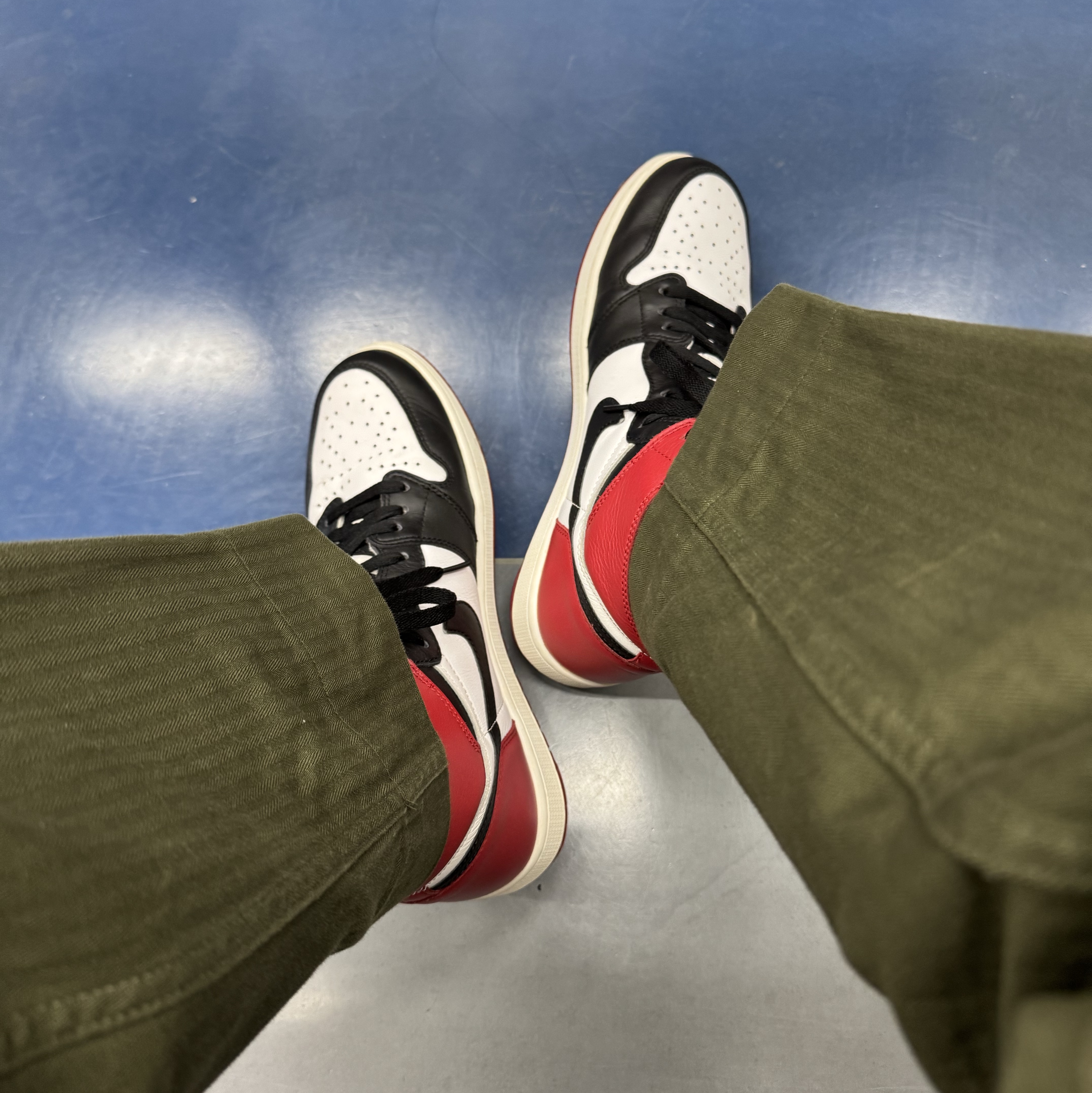 Jordan 1 Retro High OG Black Toe 2016 착용 스타일