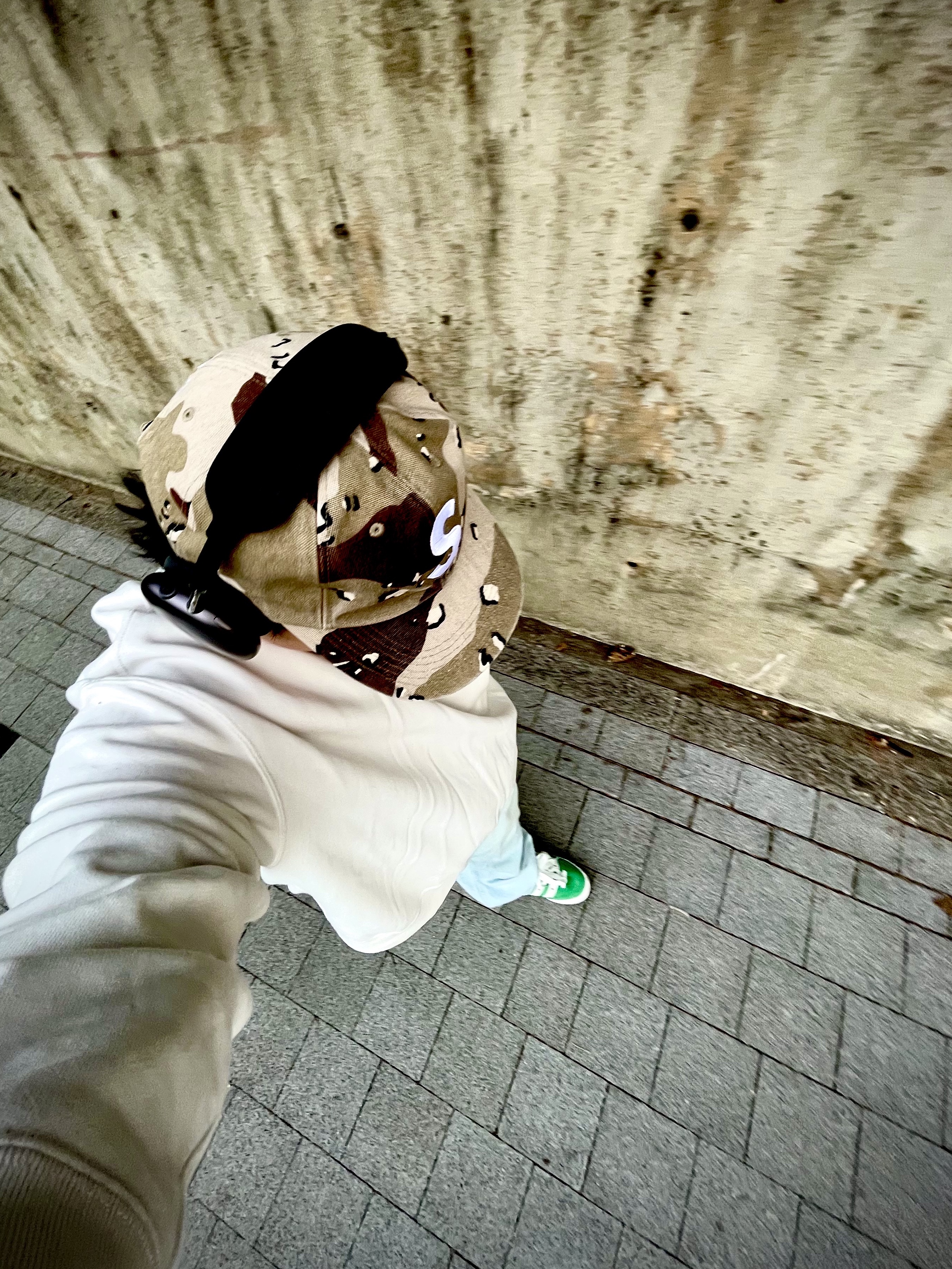 Adidas Adimatic Green, Supreme Pigment S Logo 6-Panel Chocolate Chip Camo - 24FW 착용 스타일