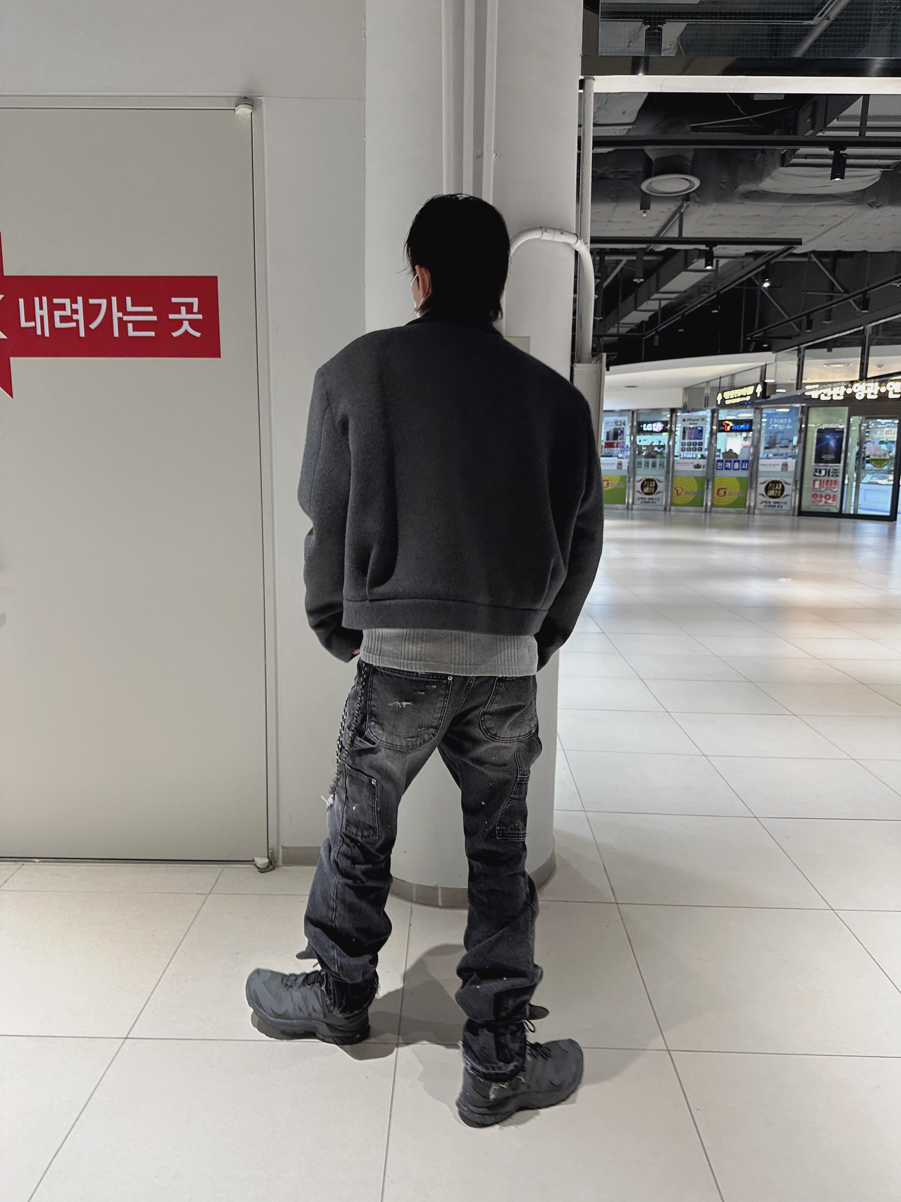 Nonnod Wool Cropped Jacket Grey Asphalt, Stussy 8 Ball Studded Belt Raw Cowhide Hair 착용 스타일 - 3