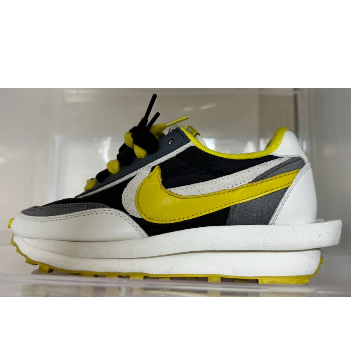 Nike x Sacai x Undercover LDWaffle Black Bright Citron, (W) Nike x Off-White Zoom Terra Kiger 5 White 착용 스타일 - 1