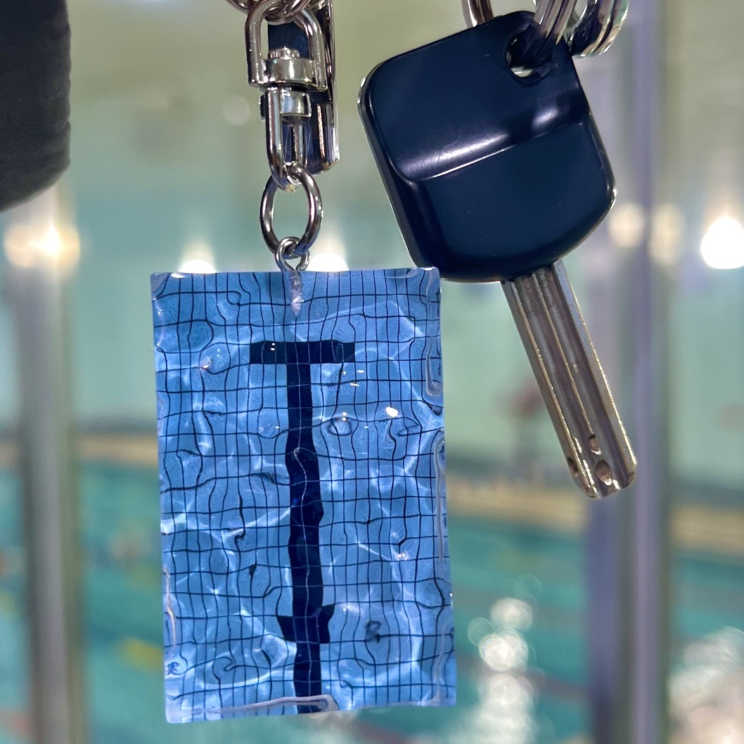 ALLTAGLICH Handmade Swimming Pool Keyring (Ver.1) Aquablue 착용 스타일