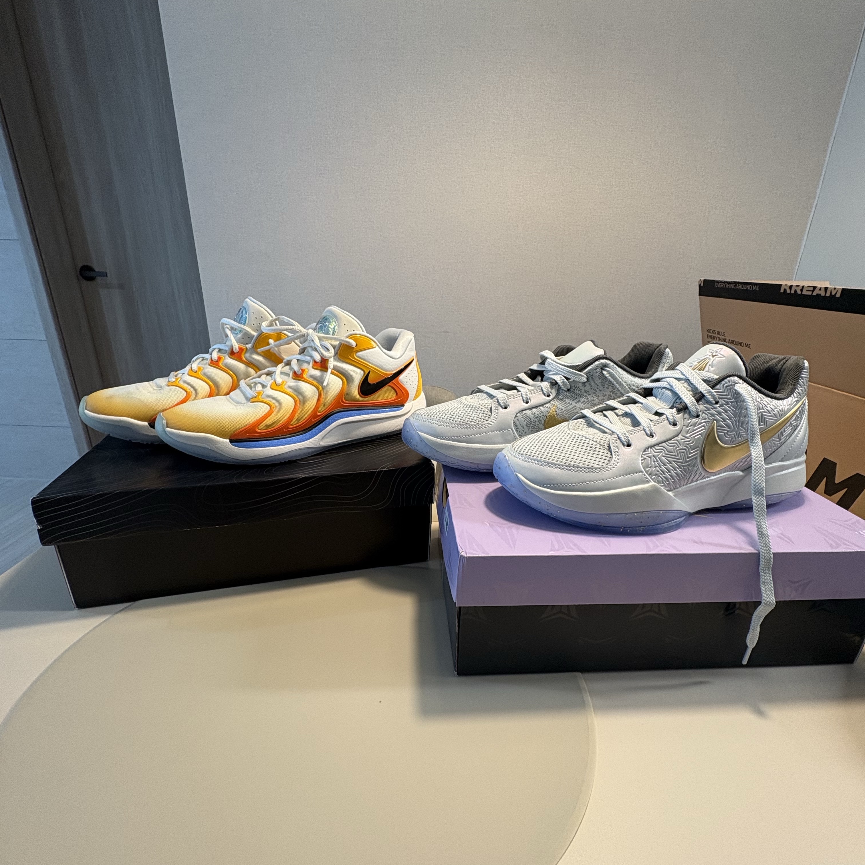 Nike Ja 2 EP Tree Top, Nike KD 17 EP University Gold Safety Orange 착용 스타일