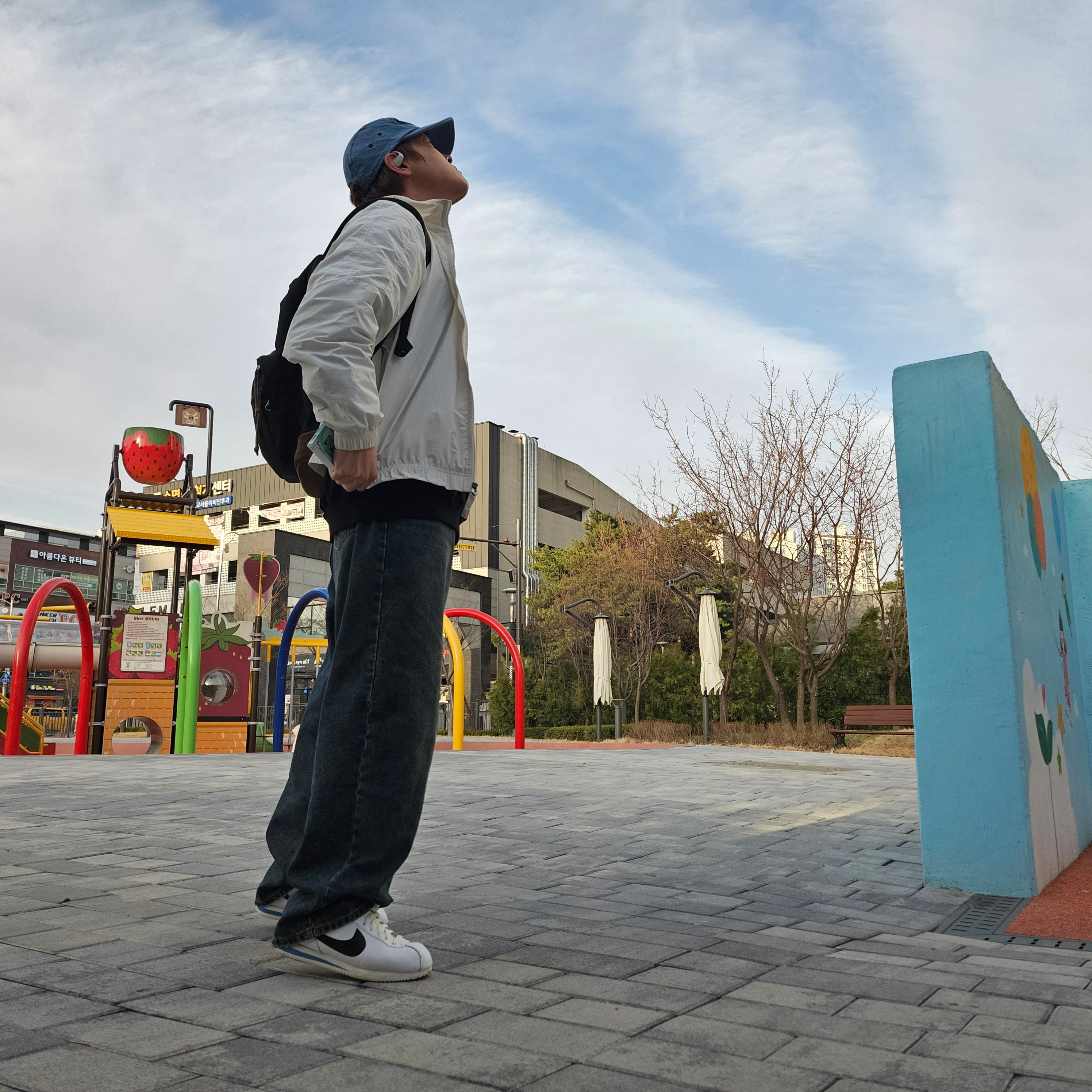 Supreme Washed Chino Twill Camp Cap Denim - 23FW, Nike NRG Solo Swoosh Woven Track Jacket Phantom White - Asia 착용 스타일 - 2