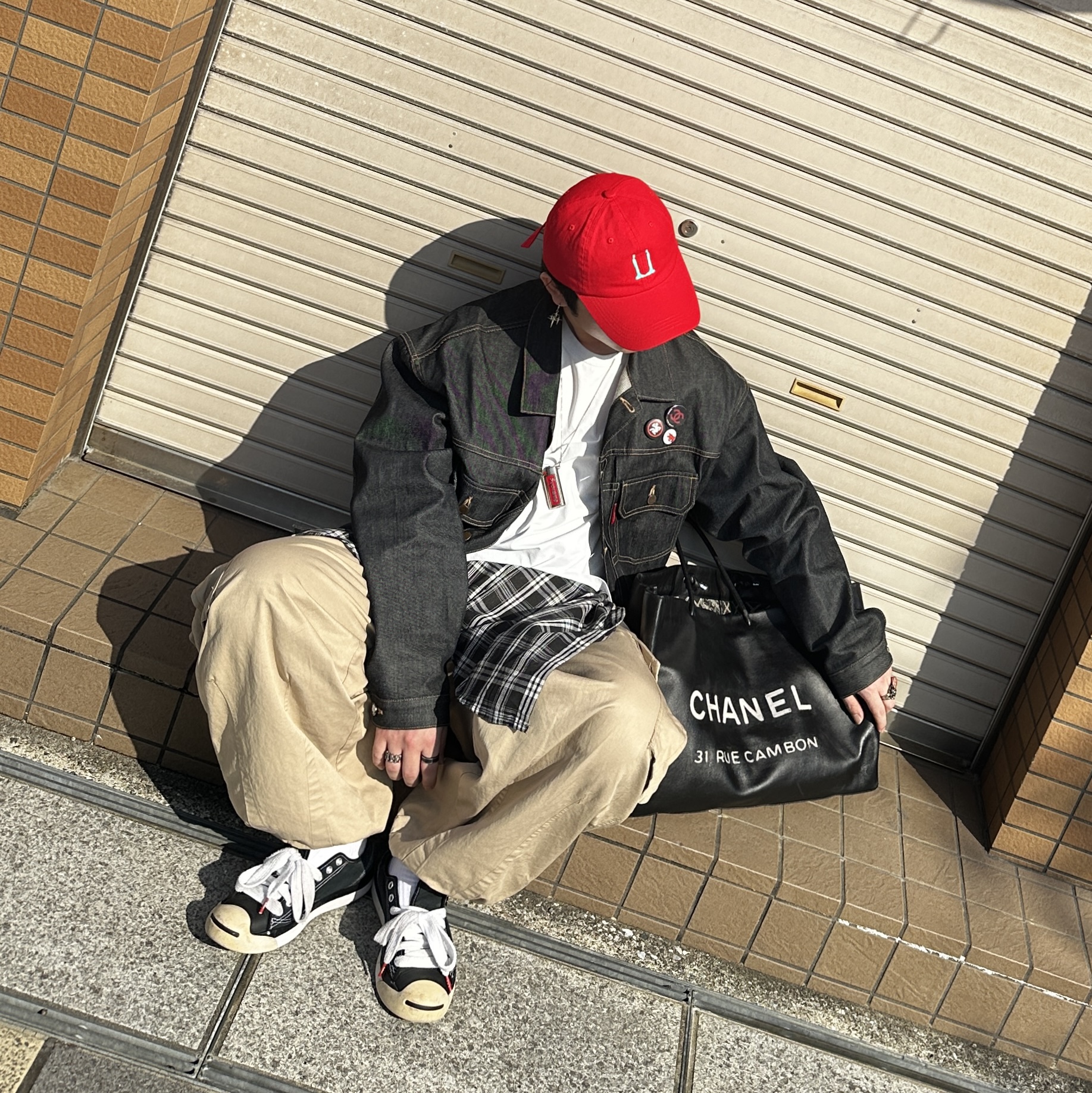 G-DRAGON Ubermensch Cap Red, Converse x Fragment Jack Purcell Modern Black 착용 스타일 - 2