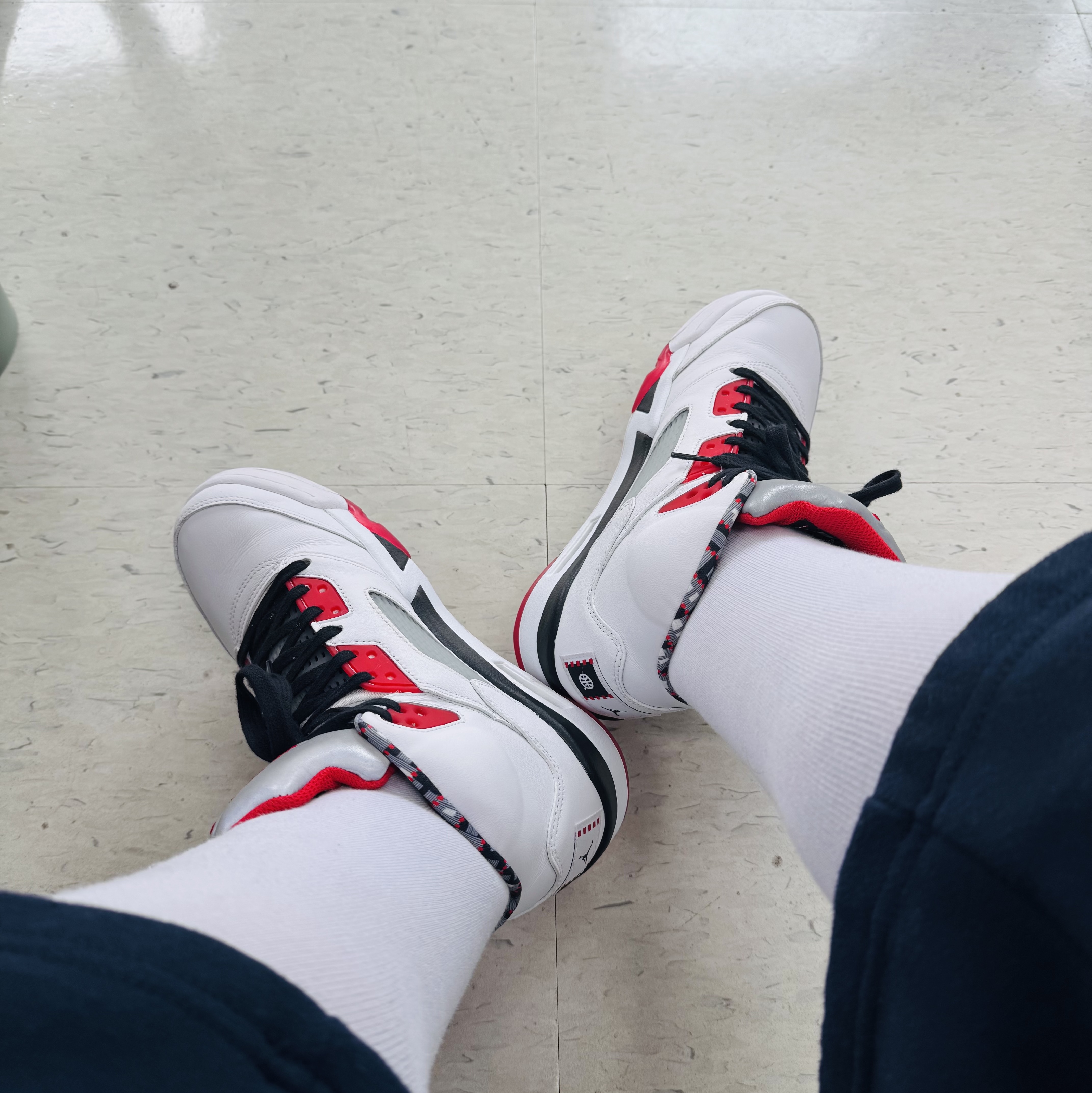 Jordan 5 Retro Quai 54 2021 착용 스타일