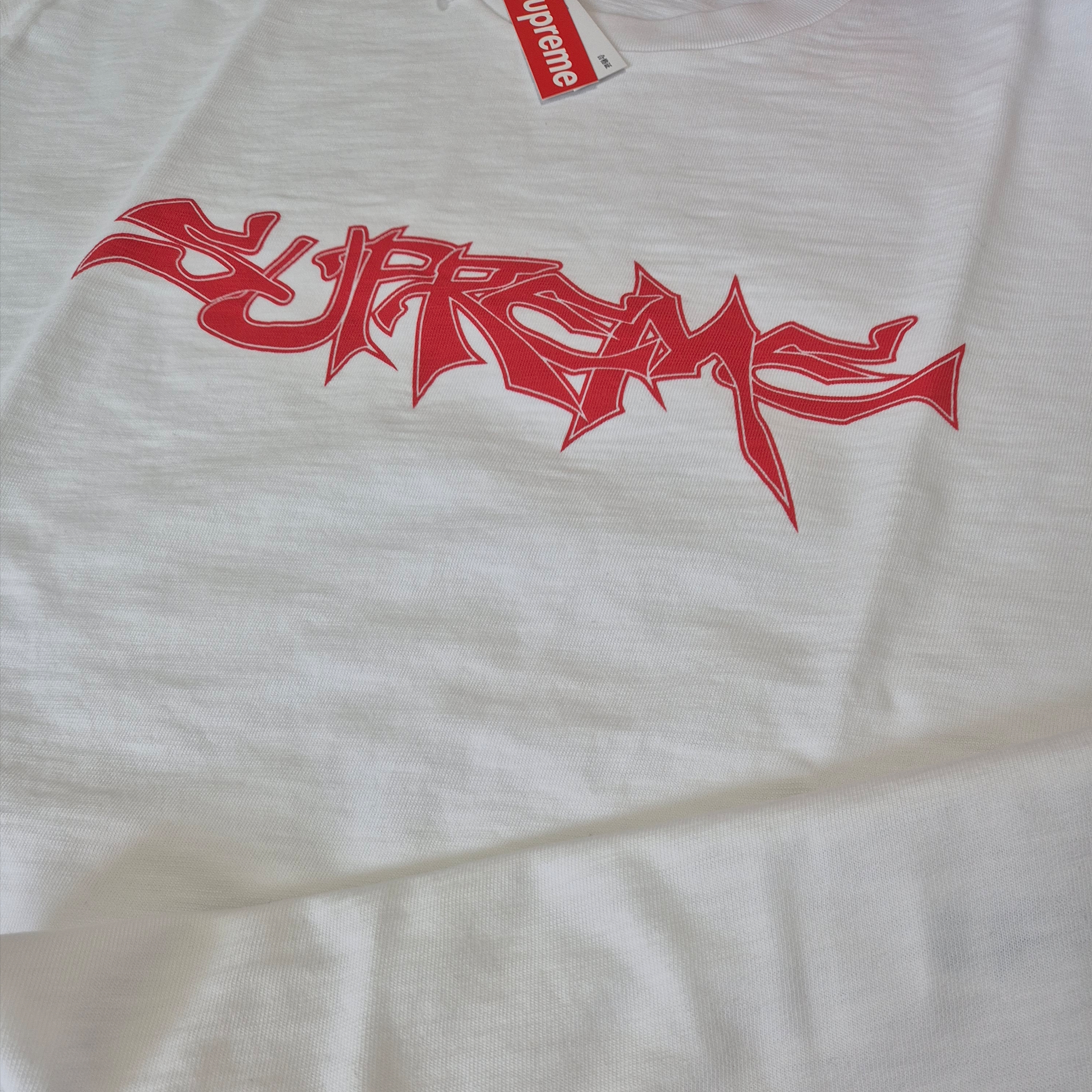 Supreme Mental S/S Top White - 25SS 착용 스타일 - 2