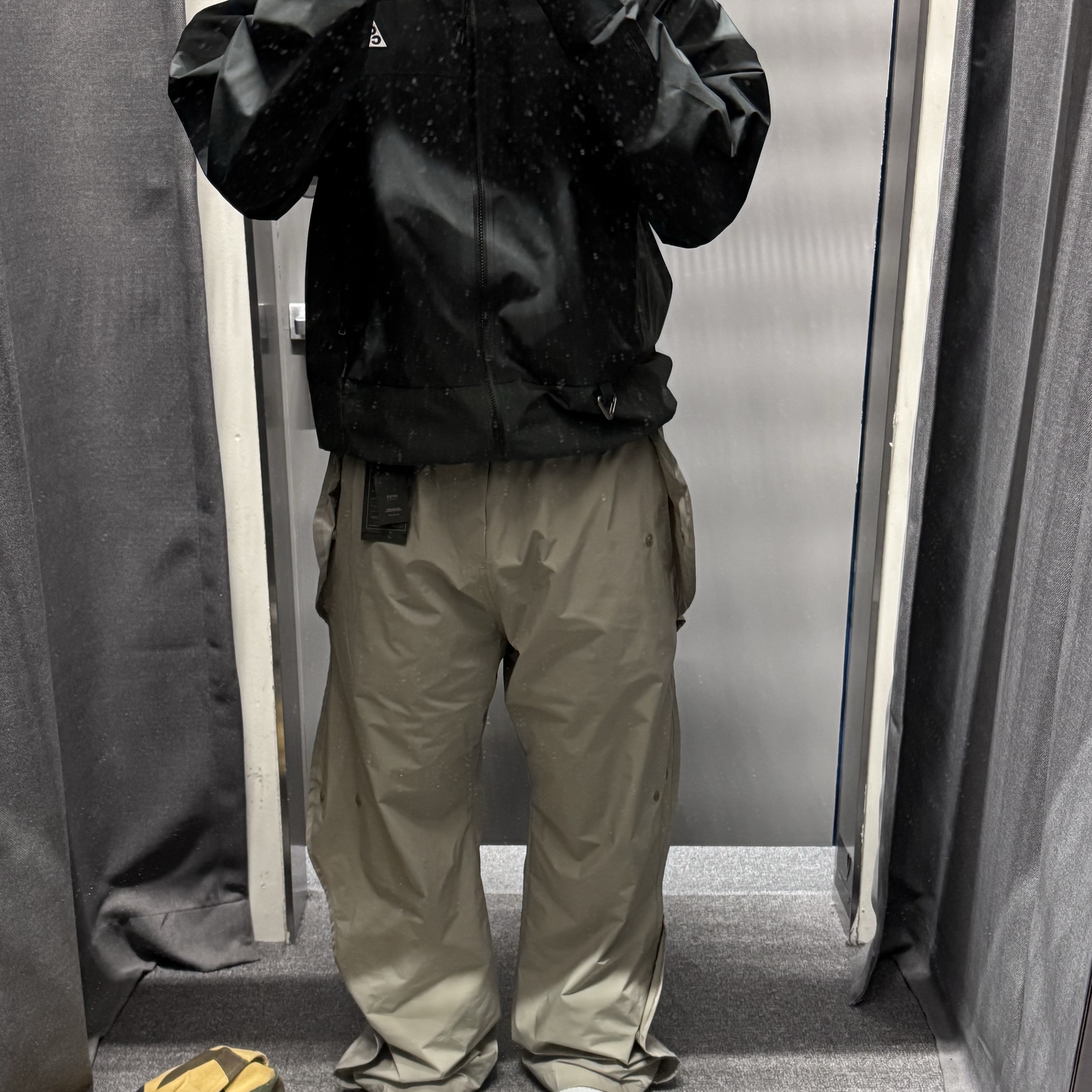 Nike ACG Storm-Fit ADV Cascade Rains Full Zip Jacket Black - Asia, Sansan Gear Wave Pants Green Grey_25SS 착용 스타일 - 1