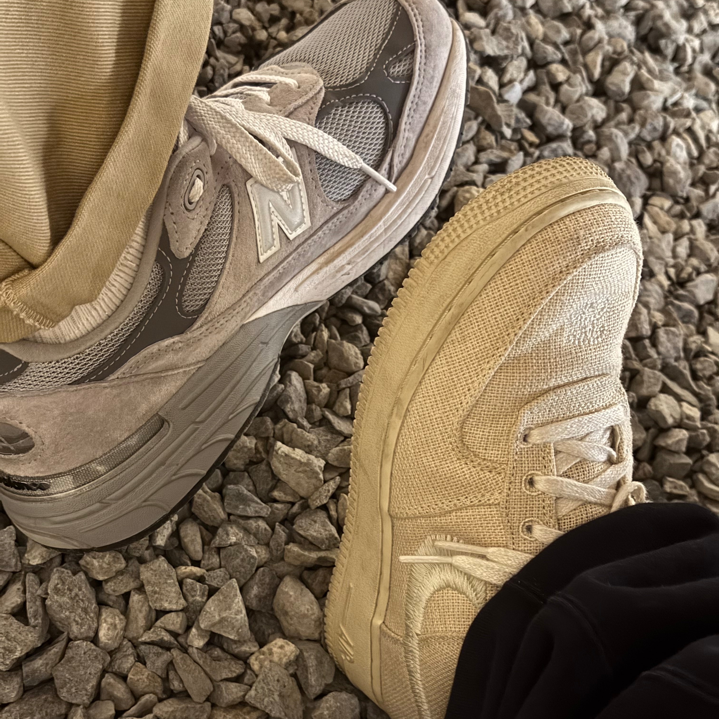 New Balance 993 Made in USA Grey - D Standard, Nike x Stussy Air Force 1 Low Fossil 착용 스타일