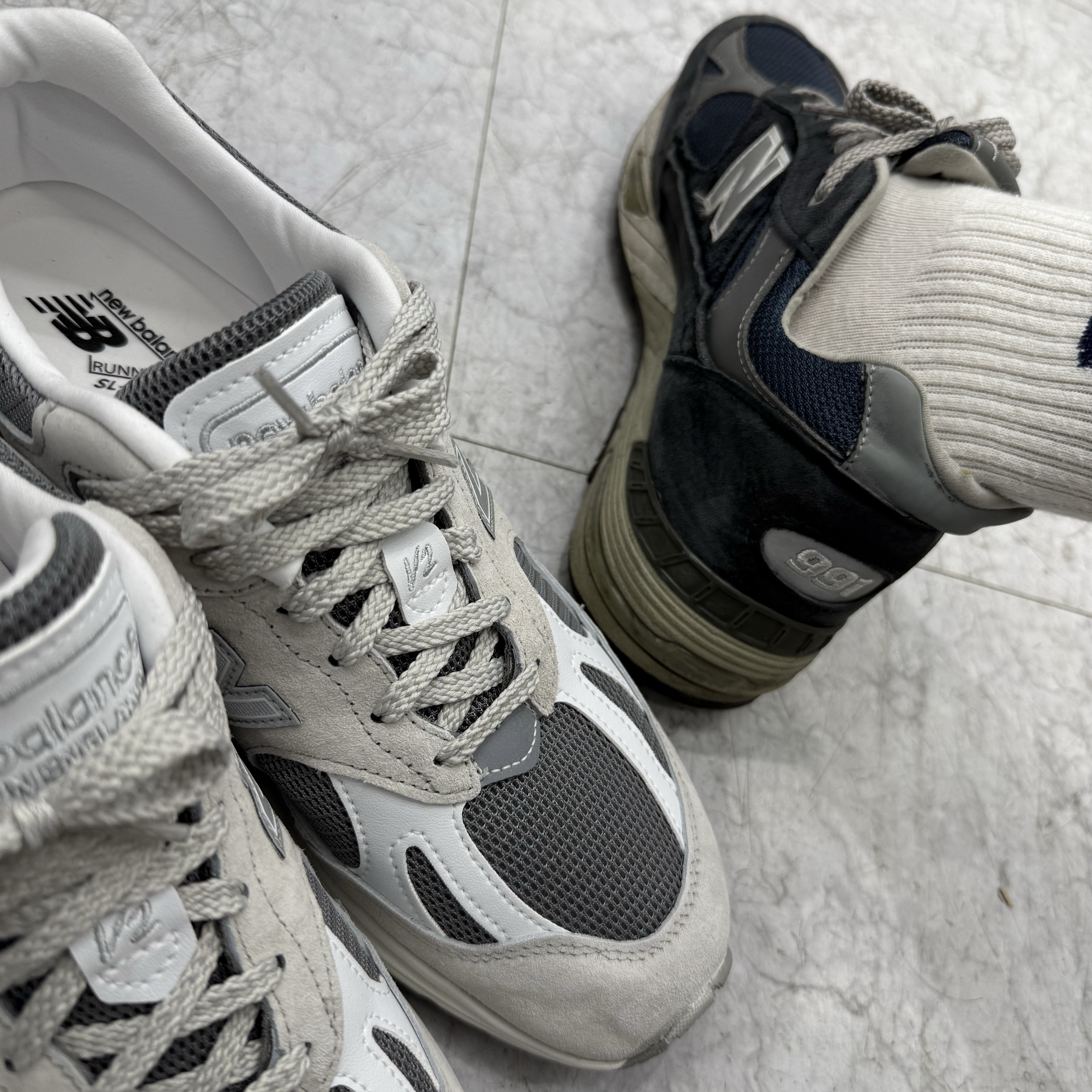 New Balance 991v2 Made in UK Nimbus Cloud Cool Grey - D Standard, New Balance 991 Made in UK Navy 착용 스타일 - 2