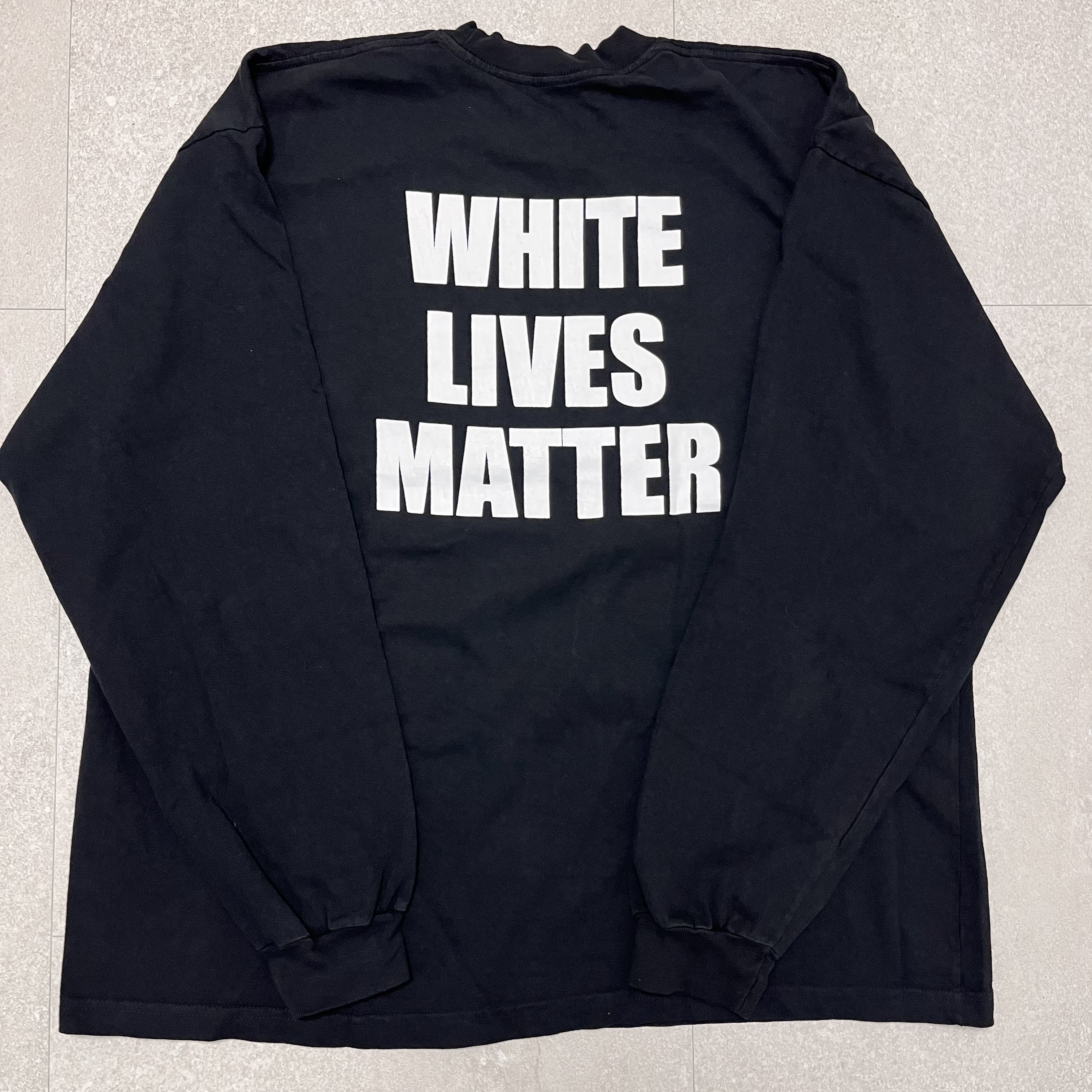 Yeezy Bully HD-01 Hoodie Black 착용 스타일 - 2