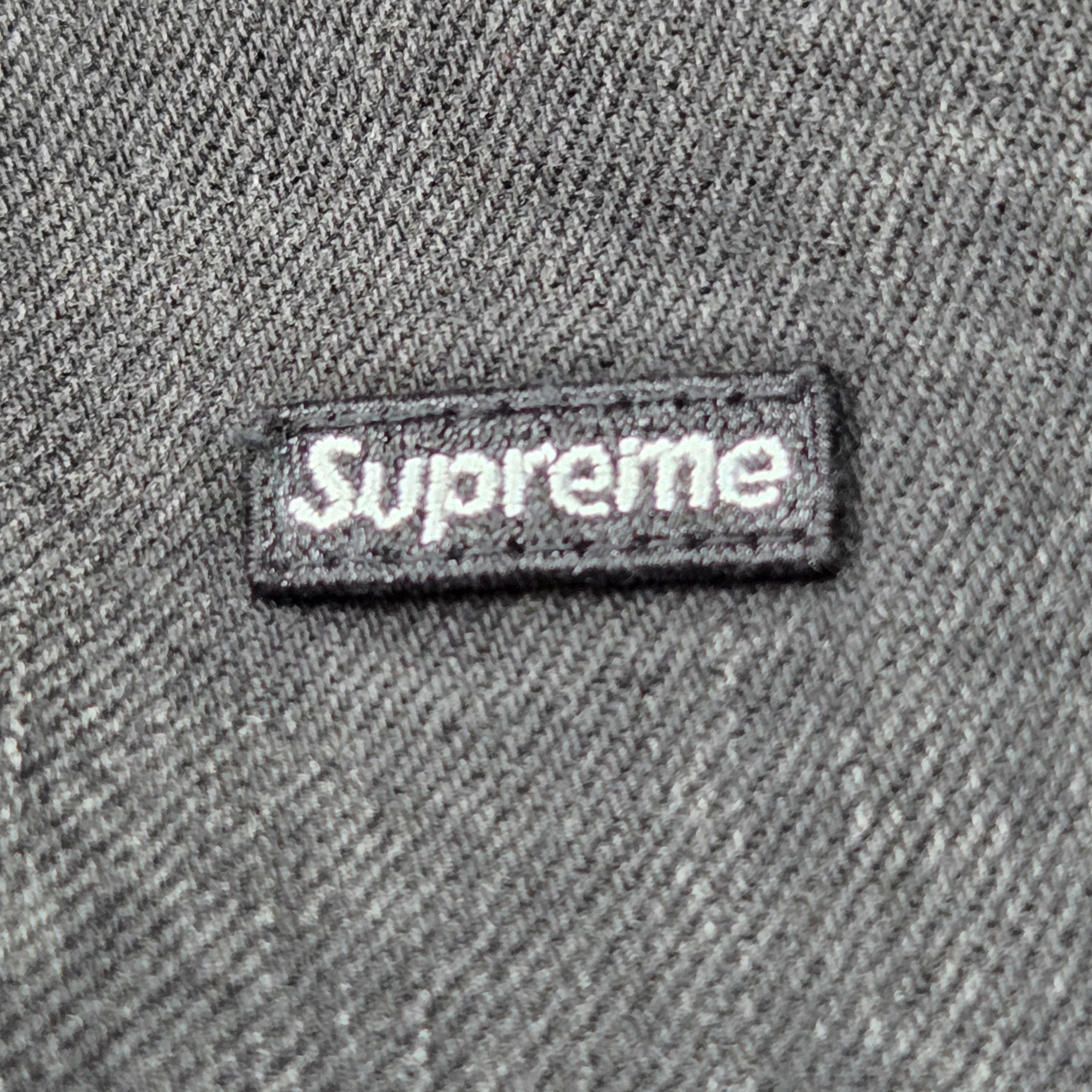 Supreme Small Box Denim Shirt Black - 25SS 착용 스타일 - 5