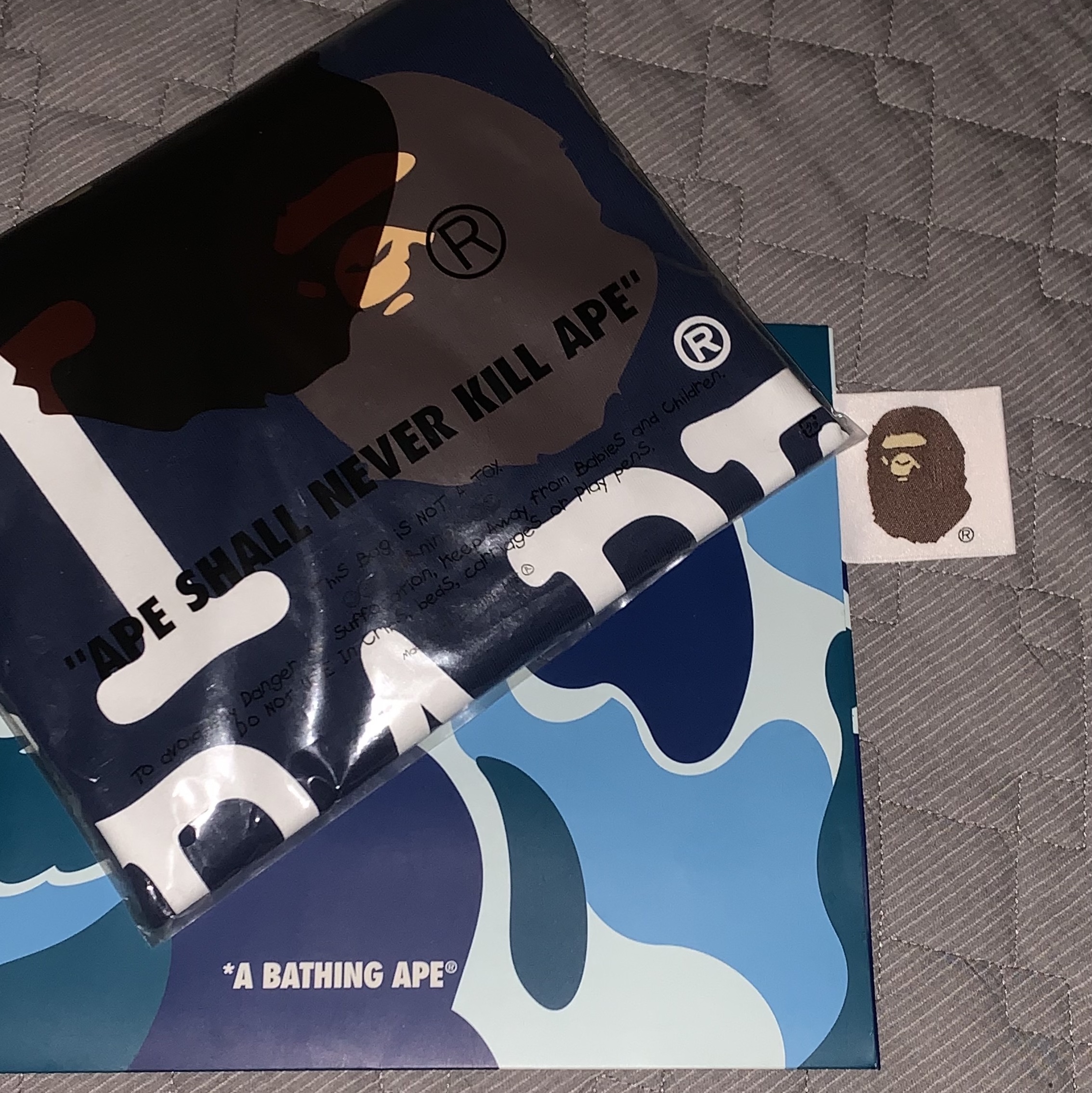 BAPE I Love BAPE T-Shirt Black 착용 스타일