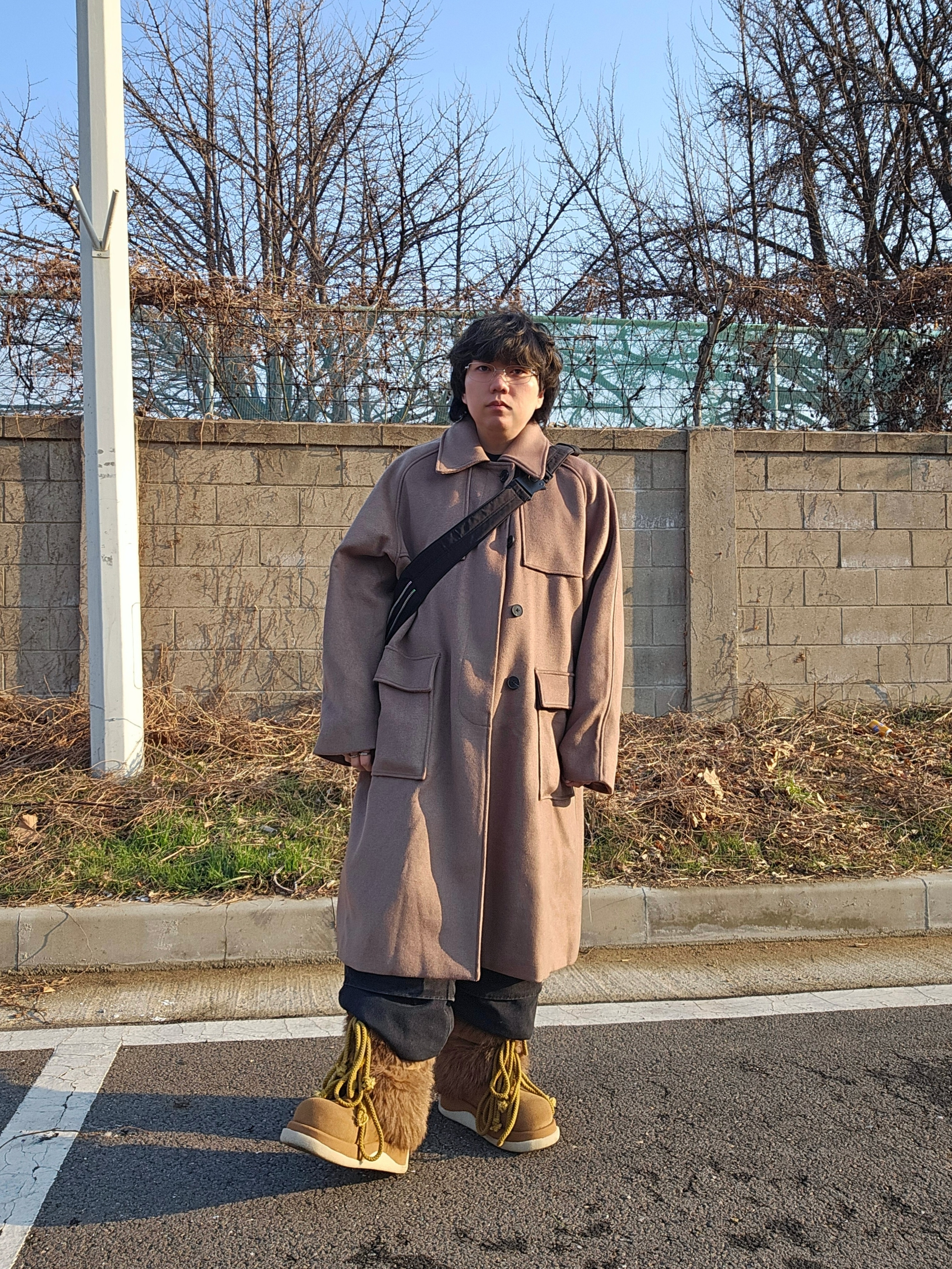 Gentle Monster Atomic 02 Silver 착용 스타일 - 1