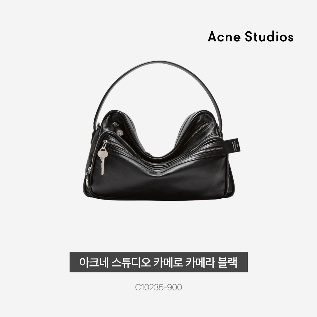 Acne Studios Camero Camera Shoulder Bag Black 착용 스타일 - 3