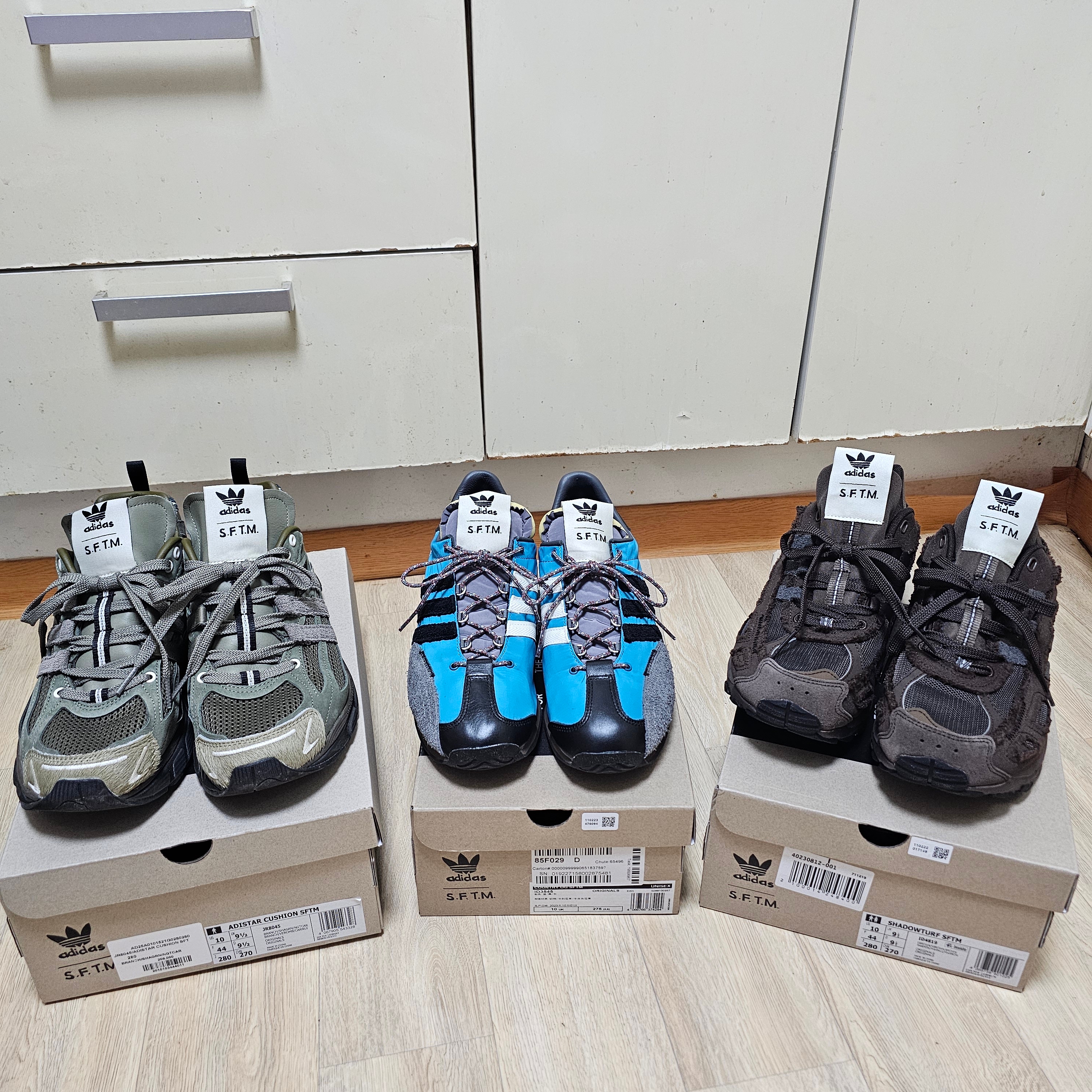 Adidas x Song for the Mute Country OG Active Teal Core Black, Adidas x Song for the Mute Shadowturf Dark Brown 착용 스타일 - 1