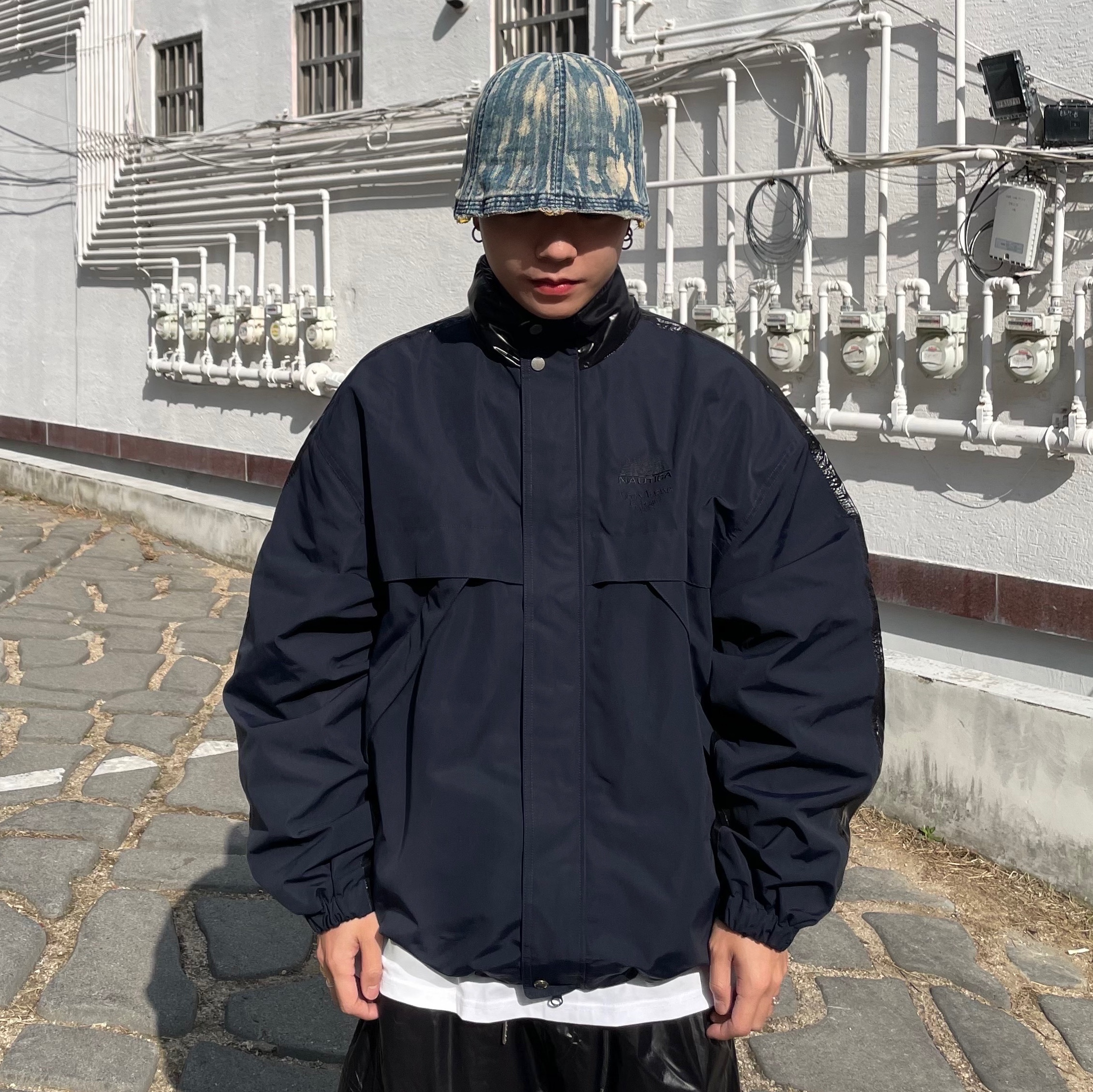 NAUTICA x Undermycar - NTC X UMC UTILITY SHORTS - BLACK 착용 스타일 - 2