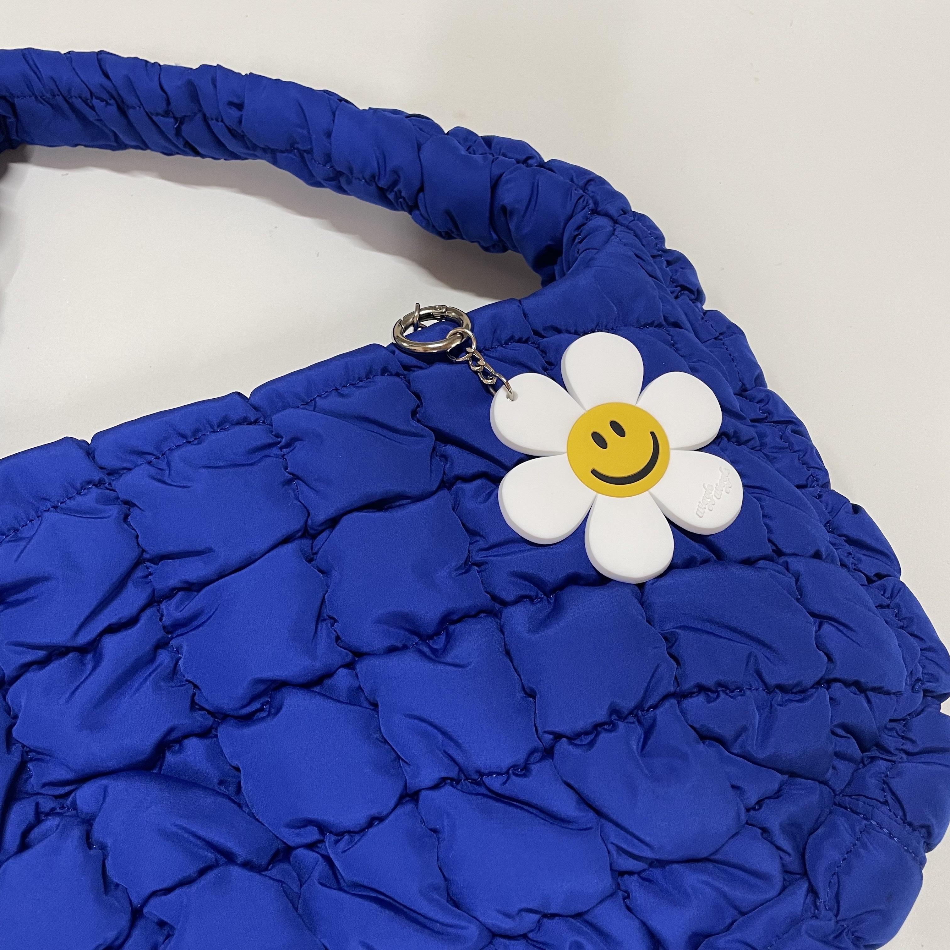 COS Quilted Mini Bag Blue 착용 스타일