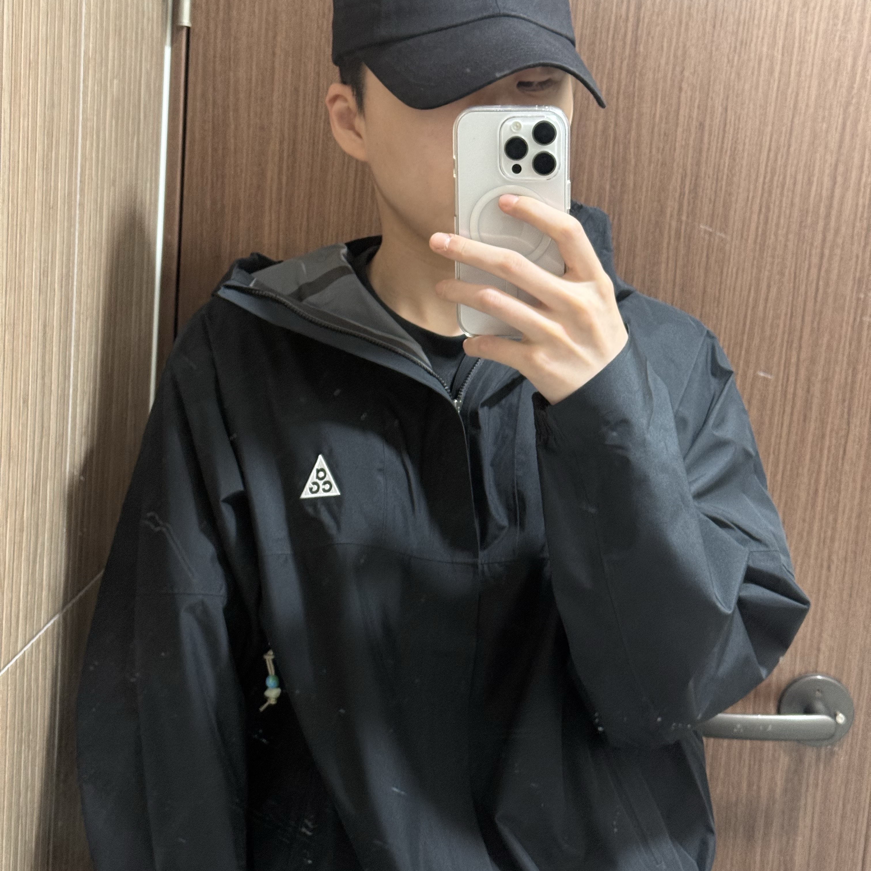 Nike ACG Storm-Fit ADV Cascade Rains Full Zip Jacket Black - Asia 착용 스타일