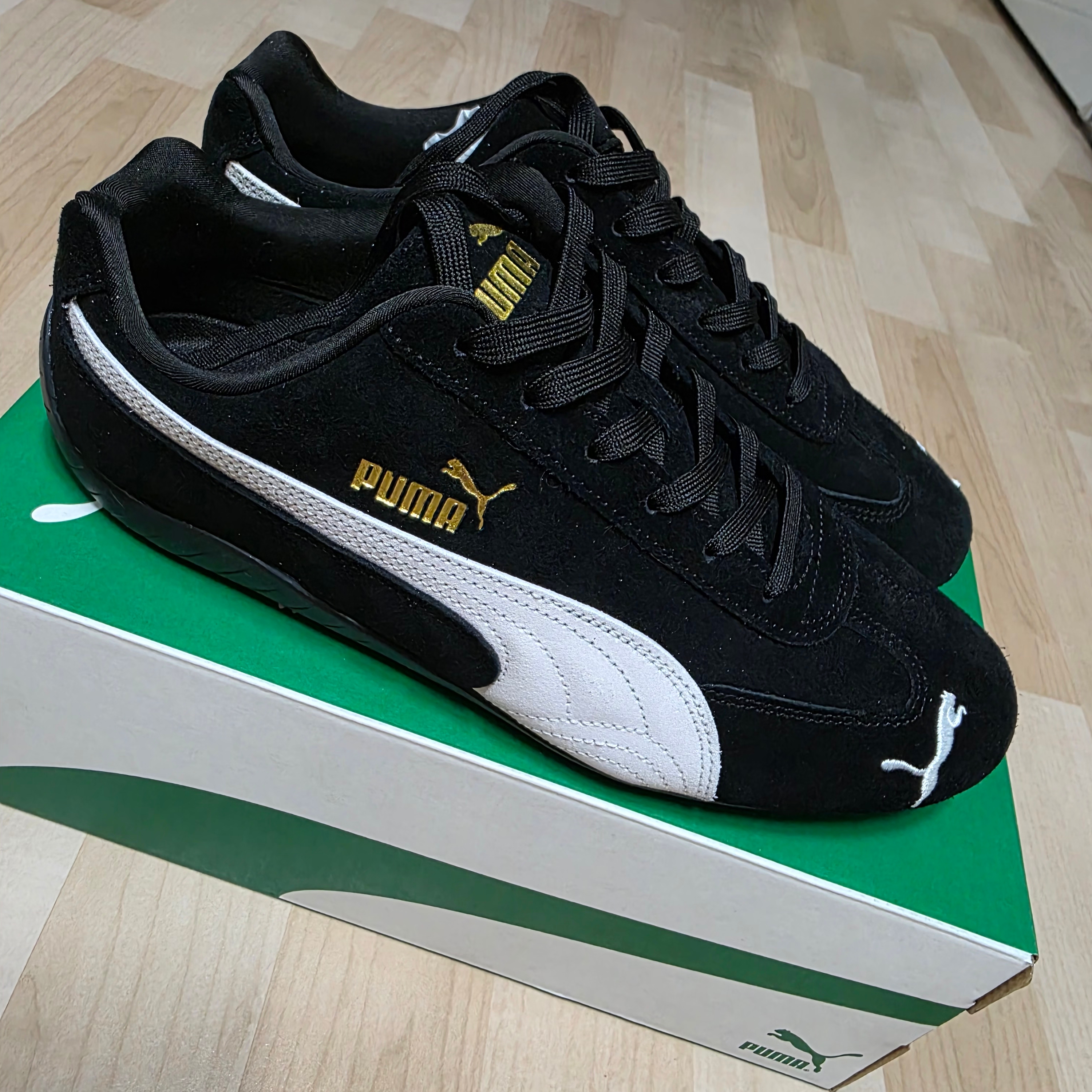 Puma Speedcat OG Black White 착용 스타일 - 1