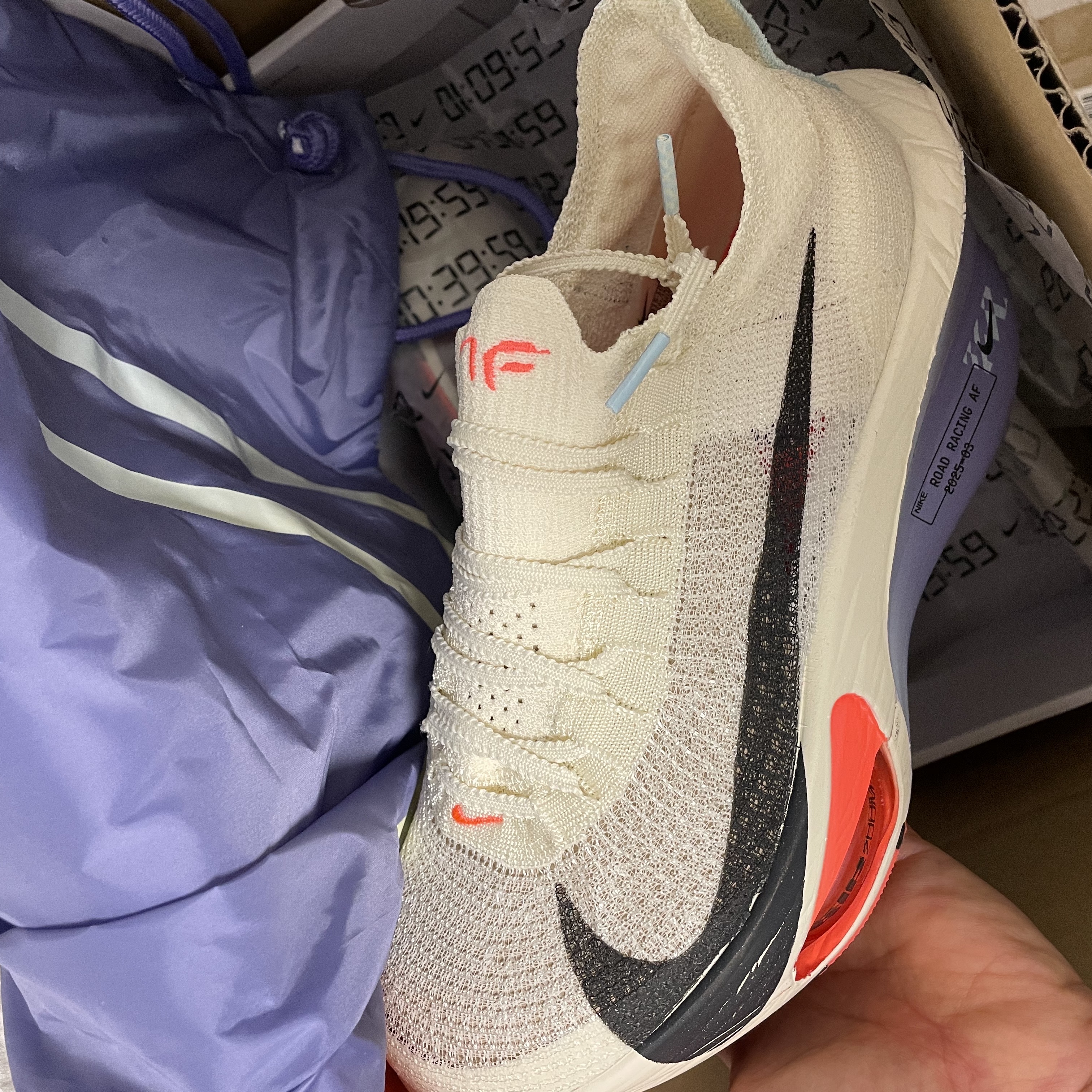 (W) Nike Air Zoom Alphafly Next% 3 Coconut Milk Dusty Amethyst 착용 스타일