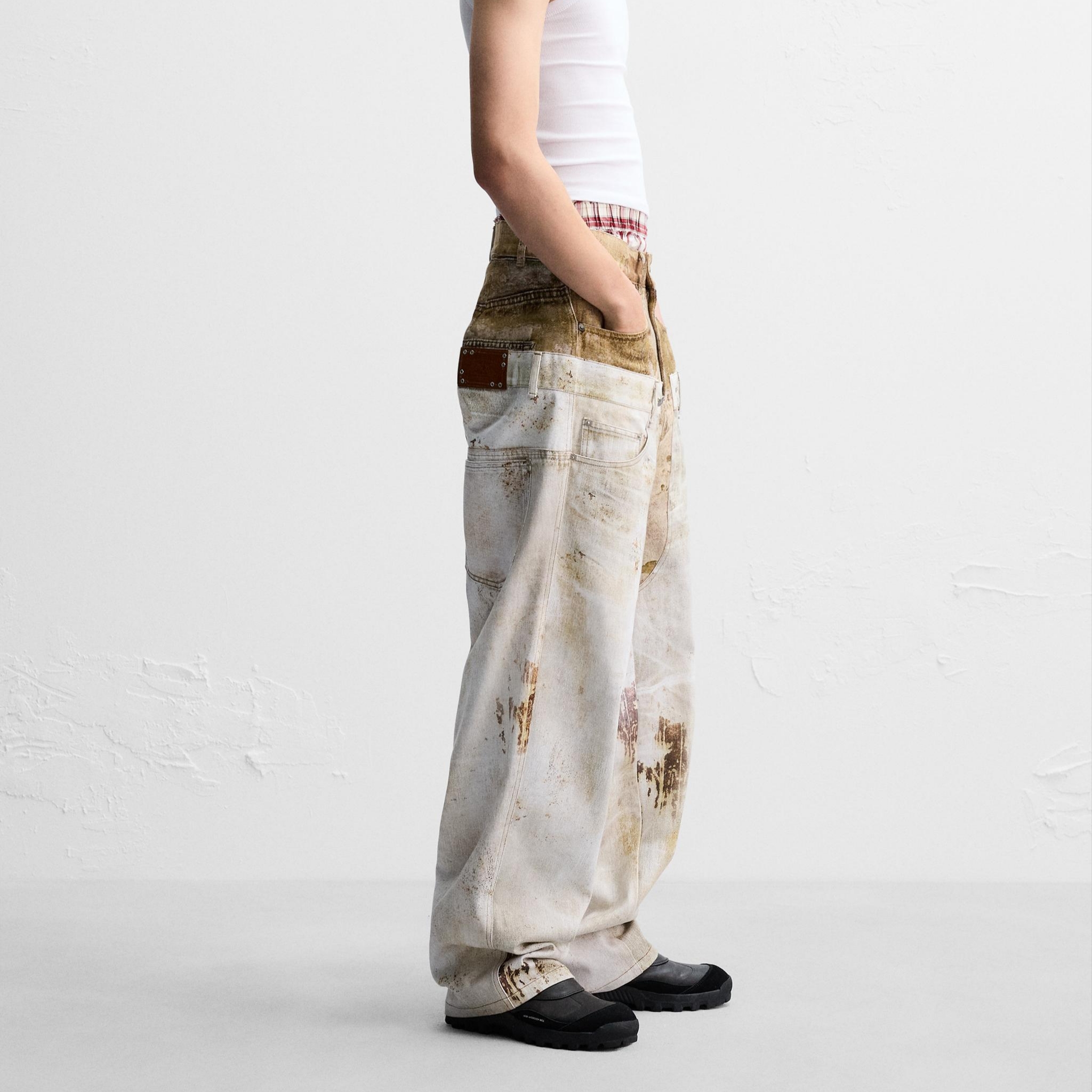 Zara x Andersson Bell Double Waistband Printed Jeans Yellow 착용 스타일