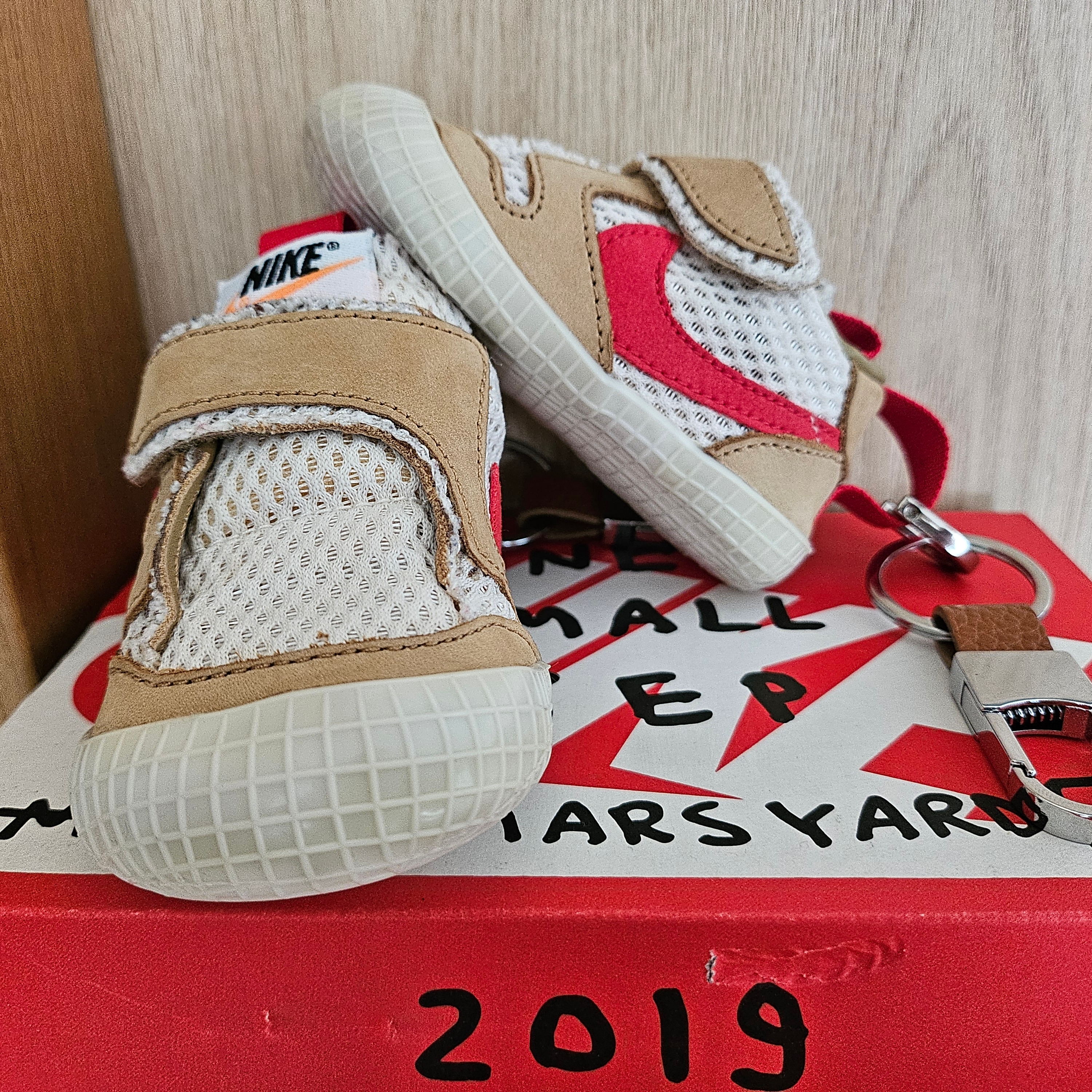 (CB) Nike x Tom Sachs Mars Yard 착용 스타일