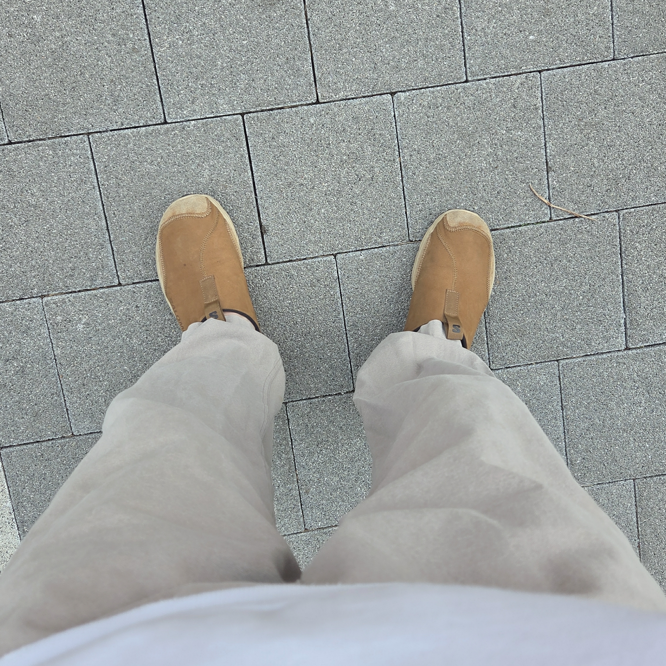 Salomon RX Slide Leather ADV Kangaroo Safari 착용 스타일