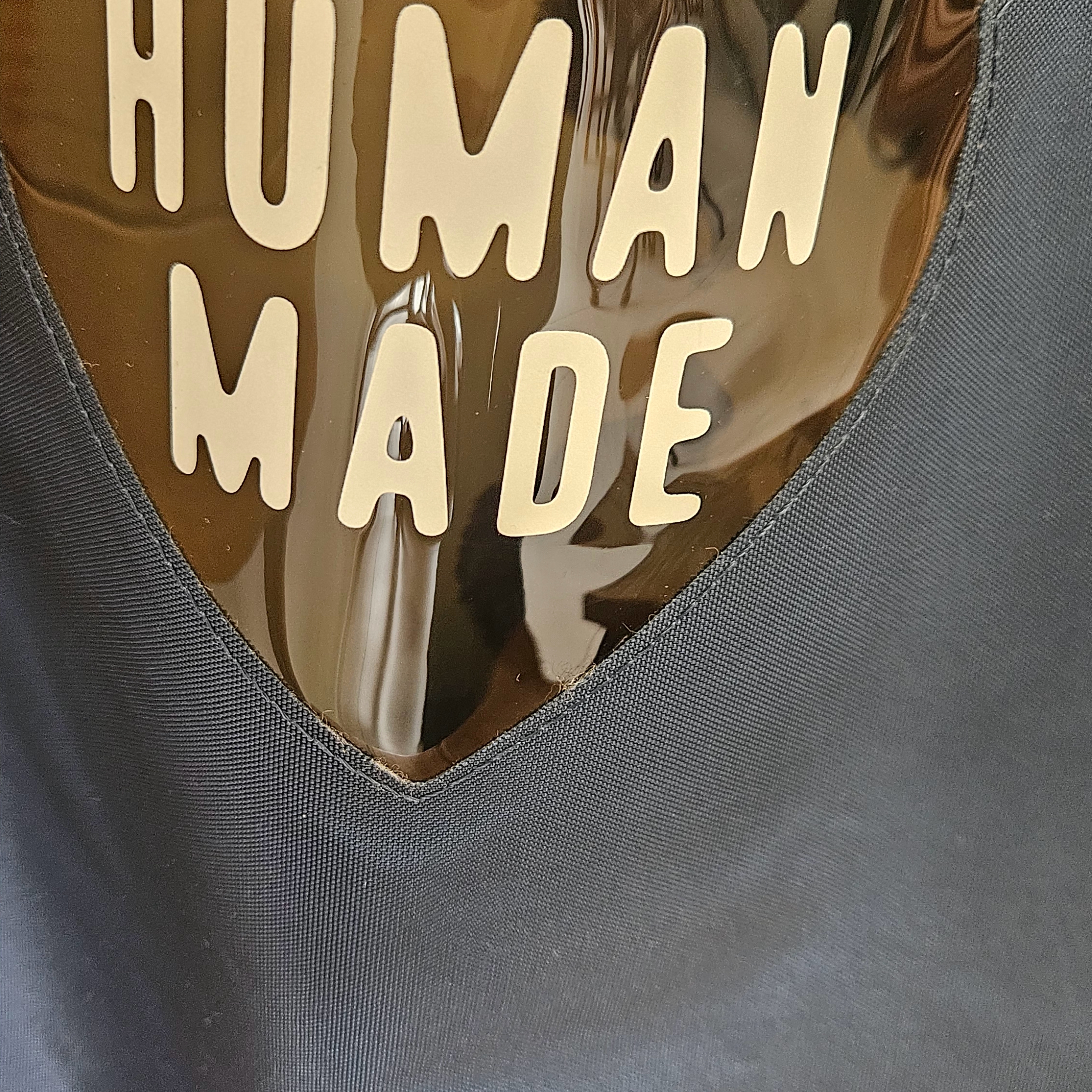 Human Made Shoulder Tote Bag Navy 착용 스타일 - 3