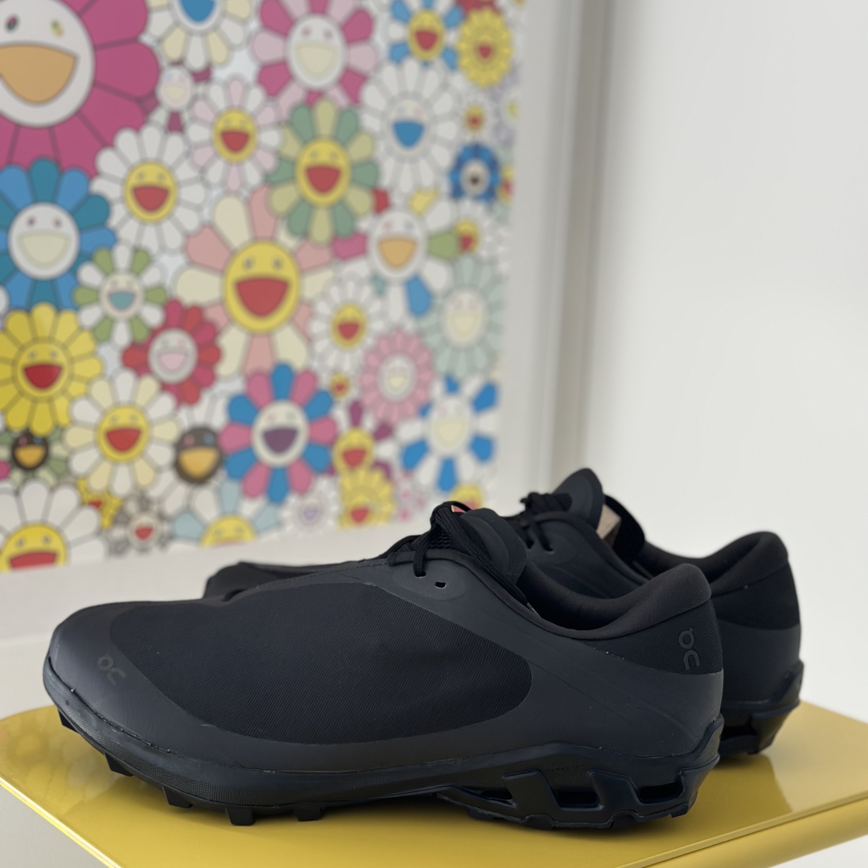On Running x Post Archive Faction (Paf) Cloudventure Peak All Black 착용 스타일