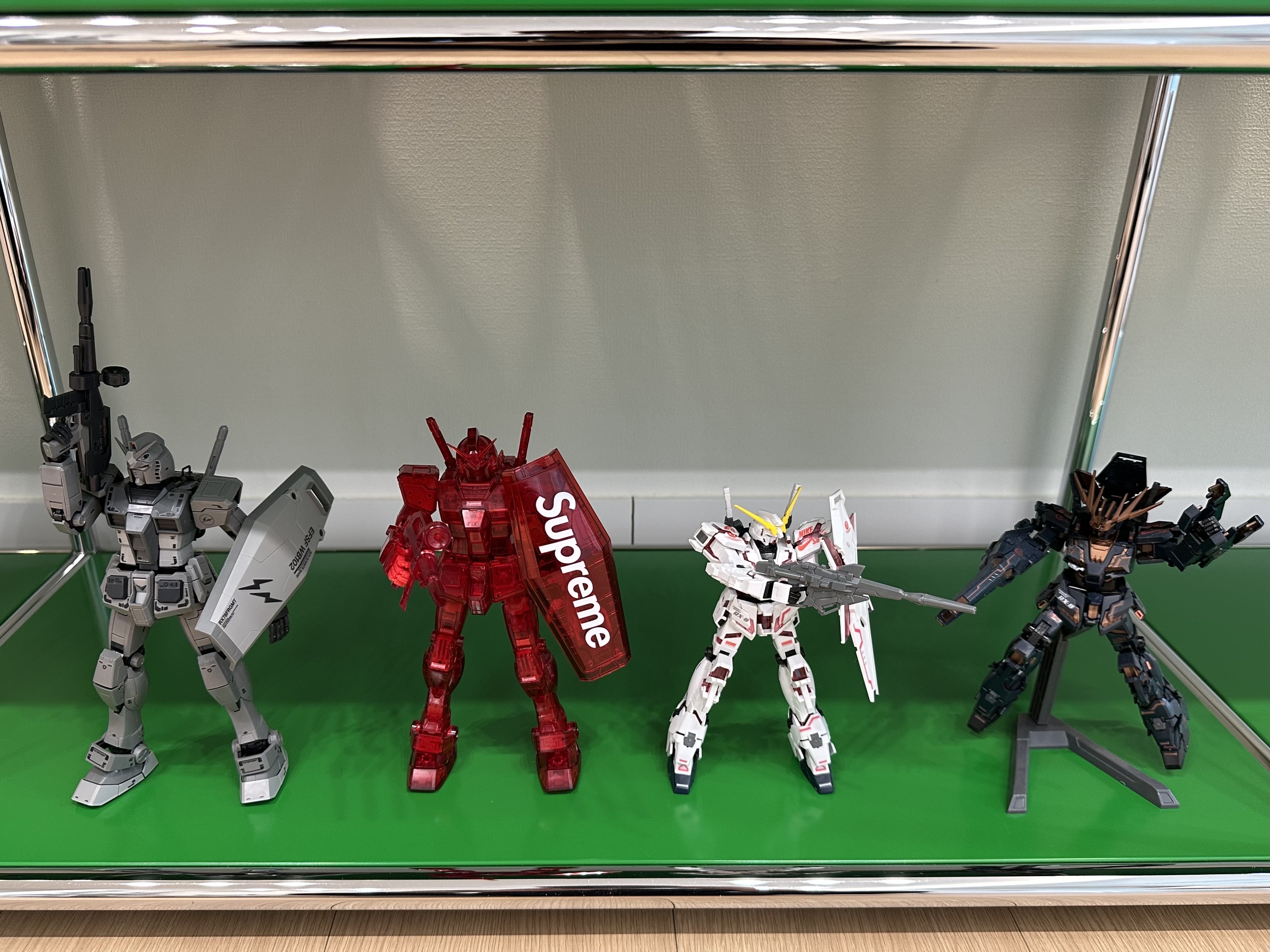Fragment x Gundam MG 1/100 RX78FRGMT Gundam, Supreme MG 1/100 RX-78-2 Gundam Ver. 3.0 착용 스타일