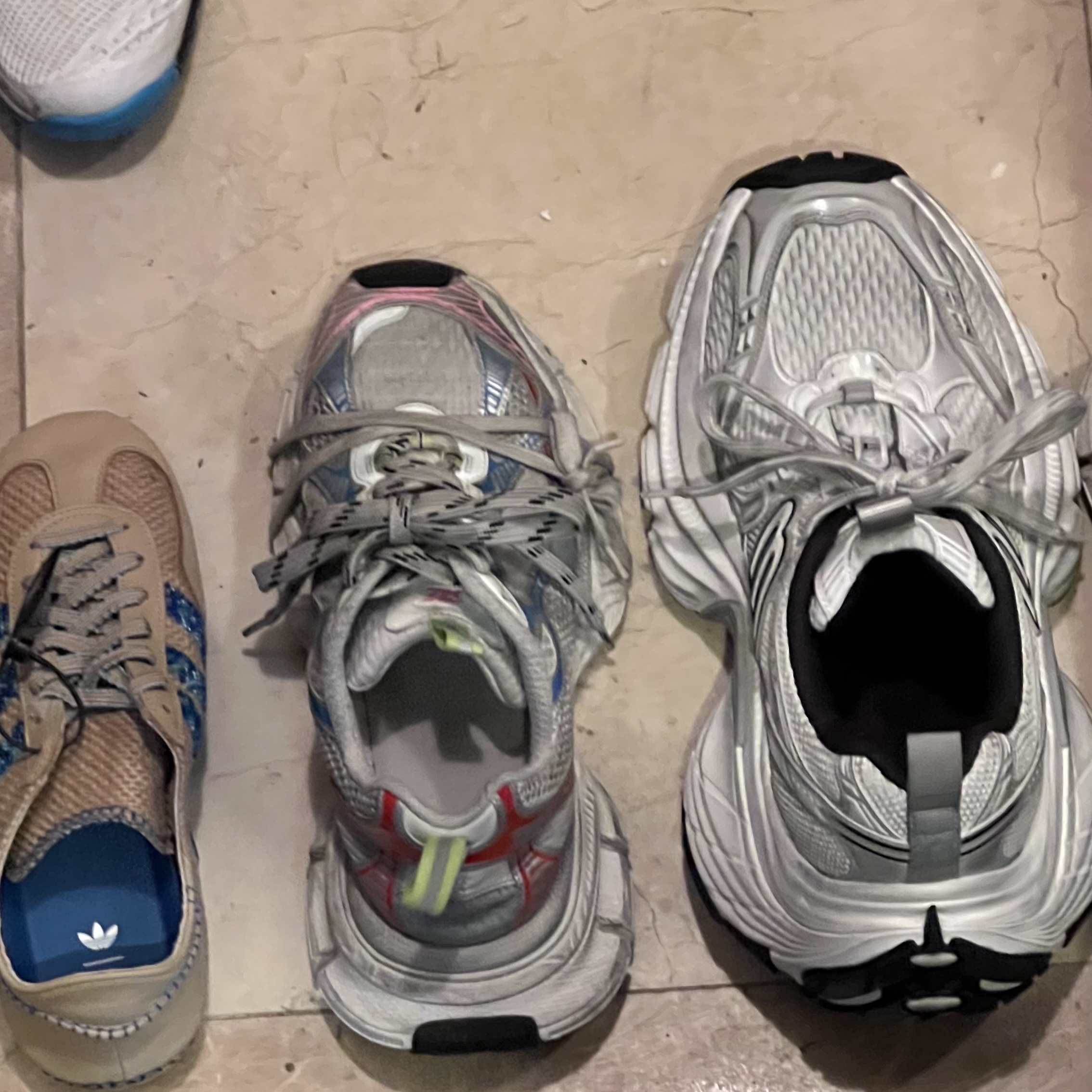 Balenciaga 3XL Sneakers White Red Blue, Balenciaga 10XL Sneakers White Grey Silver Black 착용 스타일 - 4