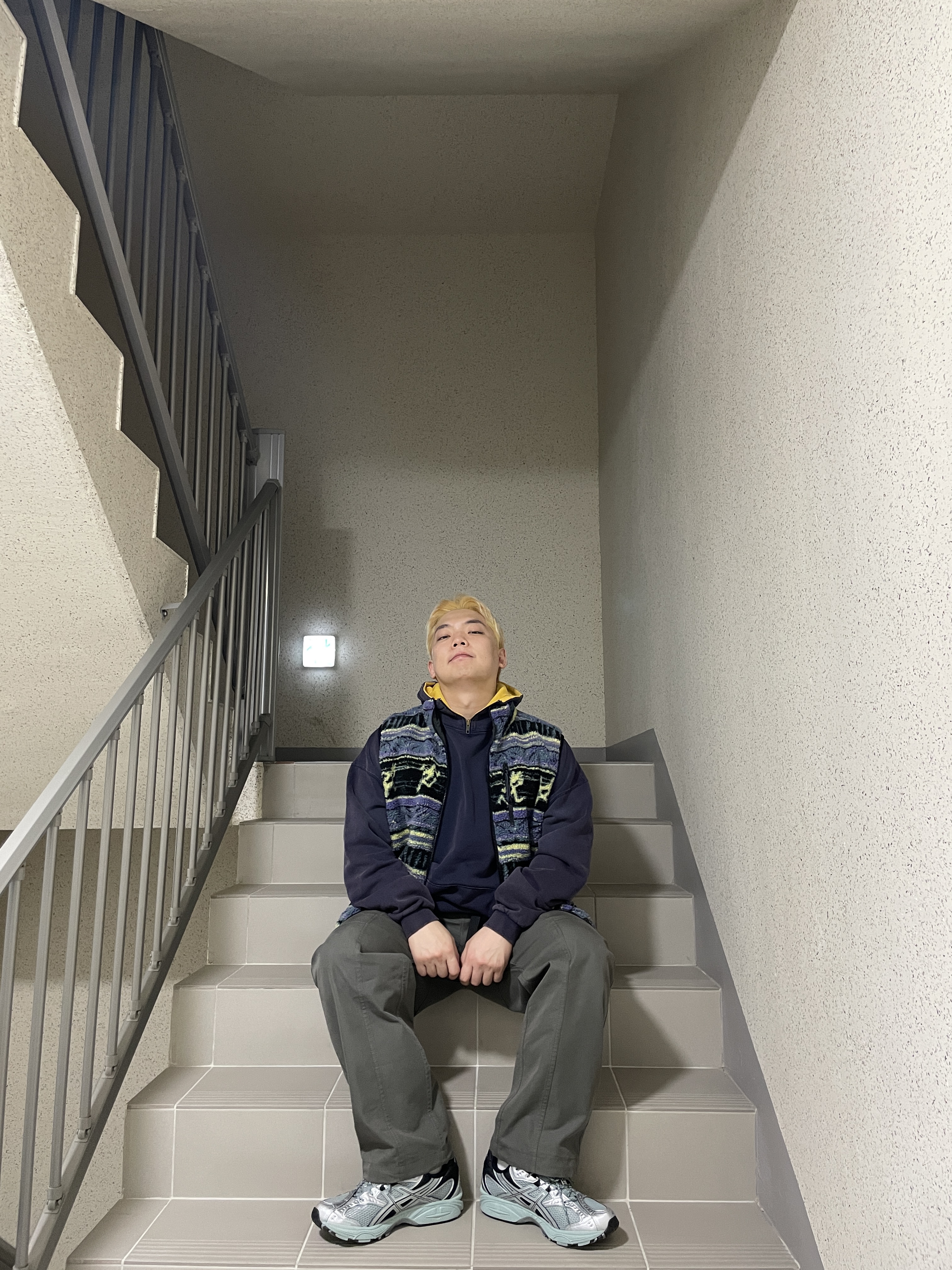 Asics Gel-Nimbus 10.1 Ocean Haze Pure Silver, Thisisneverthat x Gramicci Reversible Fleece Vest Multi 착용 스타일 - 5