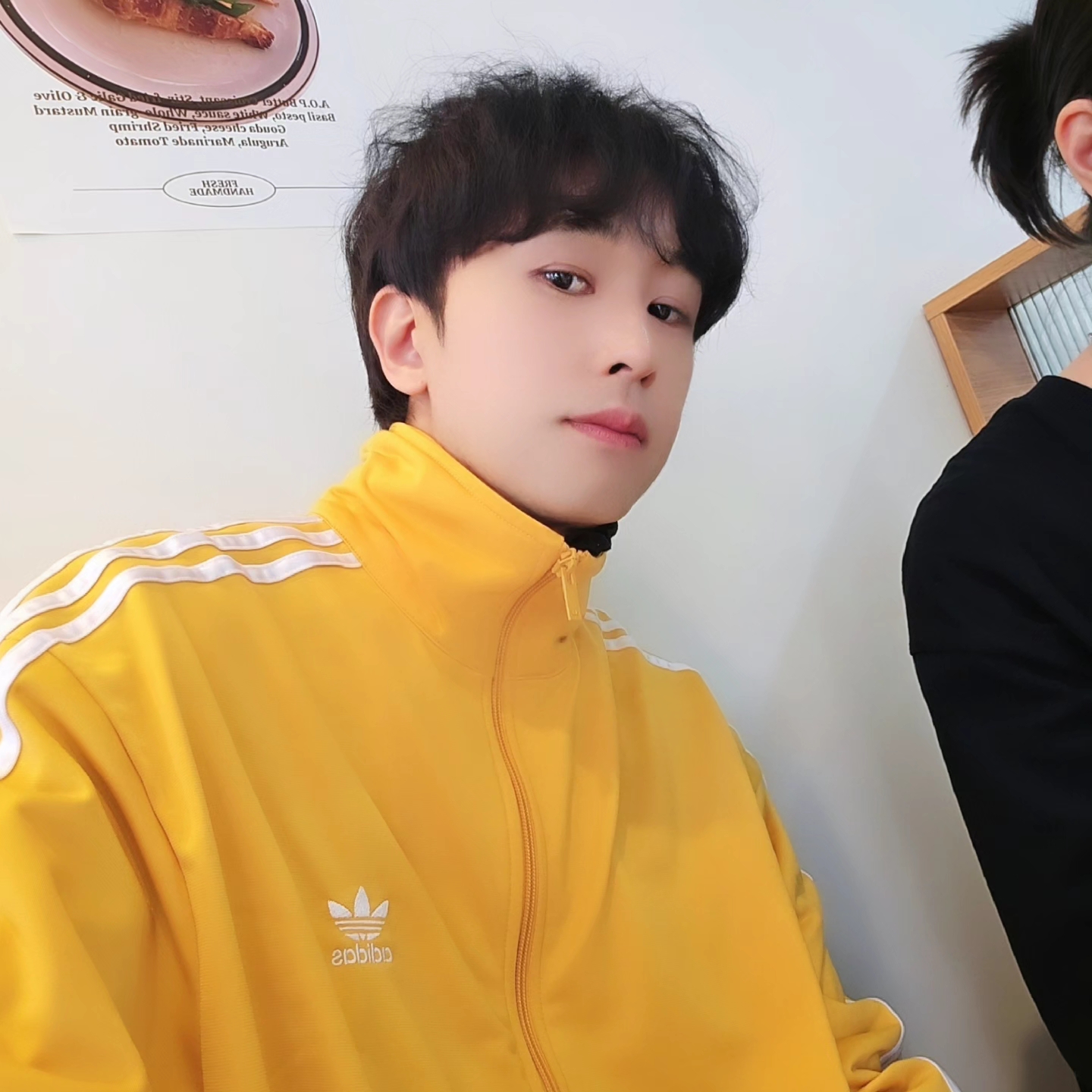 Adidas Adicolor Classic Firebird Track Top Preloved Yellow - KR Sizing, Adidas Adicolor Denim Firebird Shorts True Black Denim - KR Sizing 착용 스타일 - 5