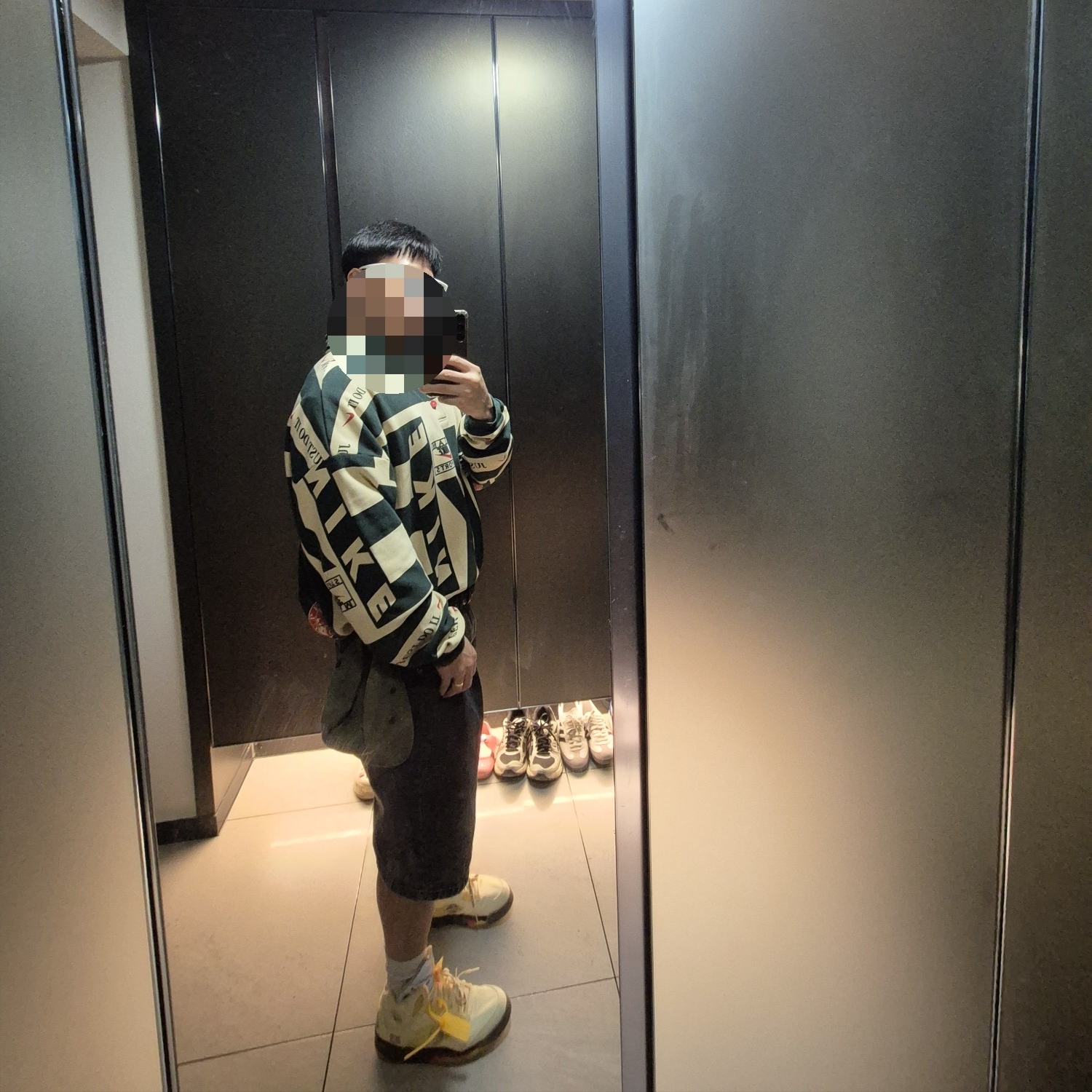 Nike x Cactus Plant Flea Market Long Sleeve Polo Natural - Asia, Jordan 5 x Off-White Retro SP Sail Fire Red 착용 스타일 - 1