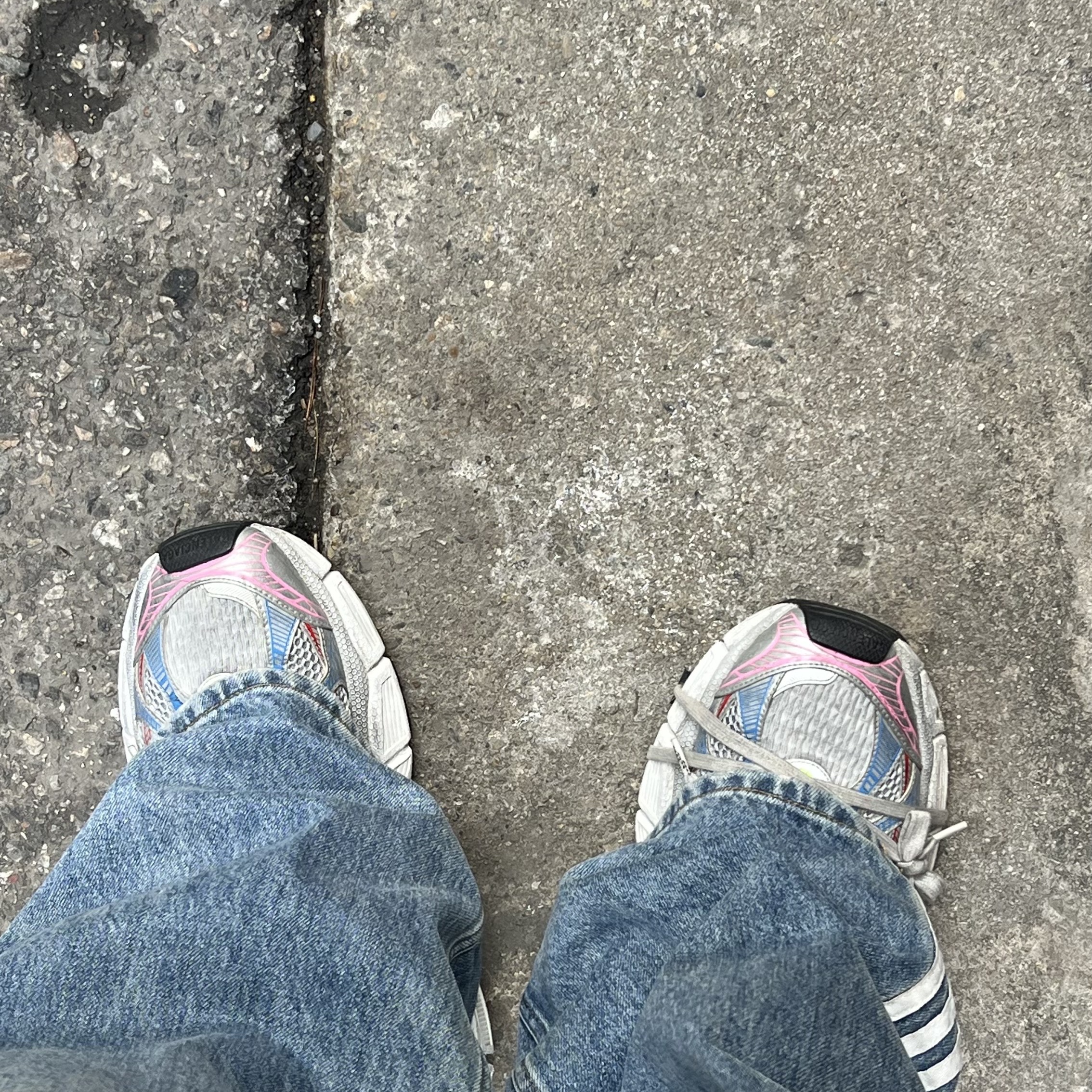 Balenciaga 3XL Sneakers White Red Blue, Balenciaga 10XL Sneakers White Grey Silver Black 착용 스타일 - 2